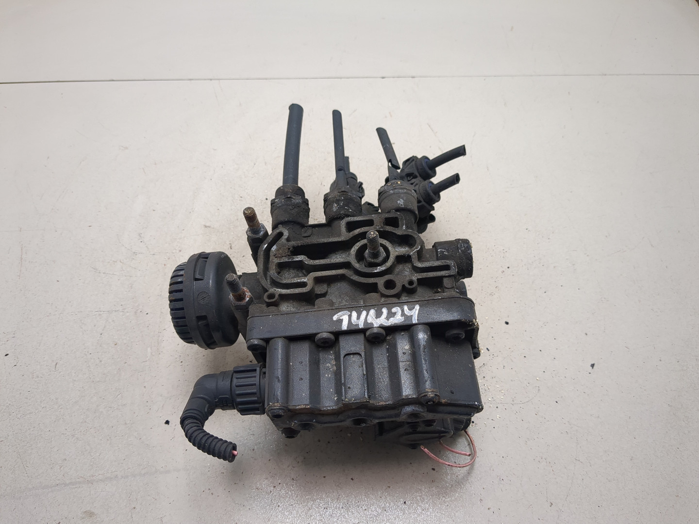 Кран уровня пола