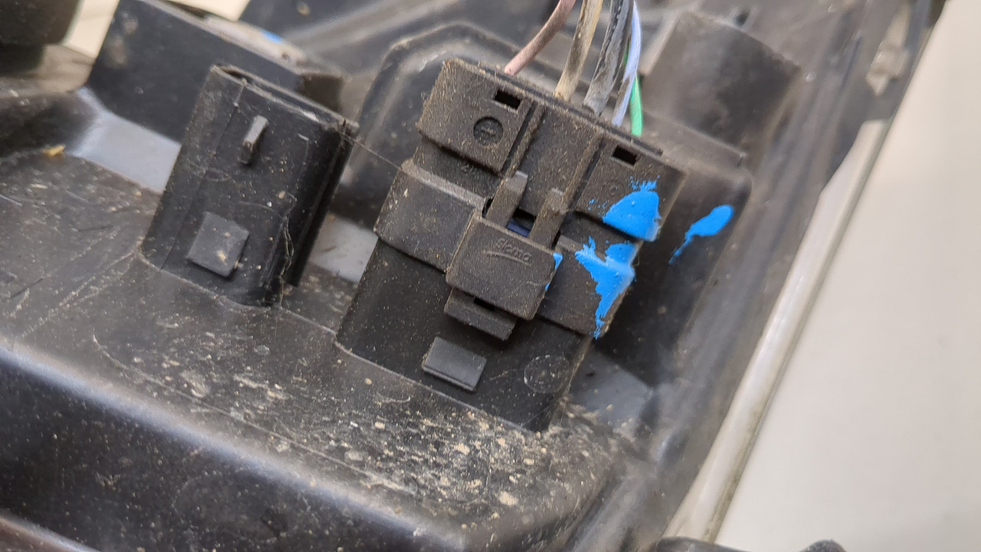 Фара правая