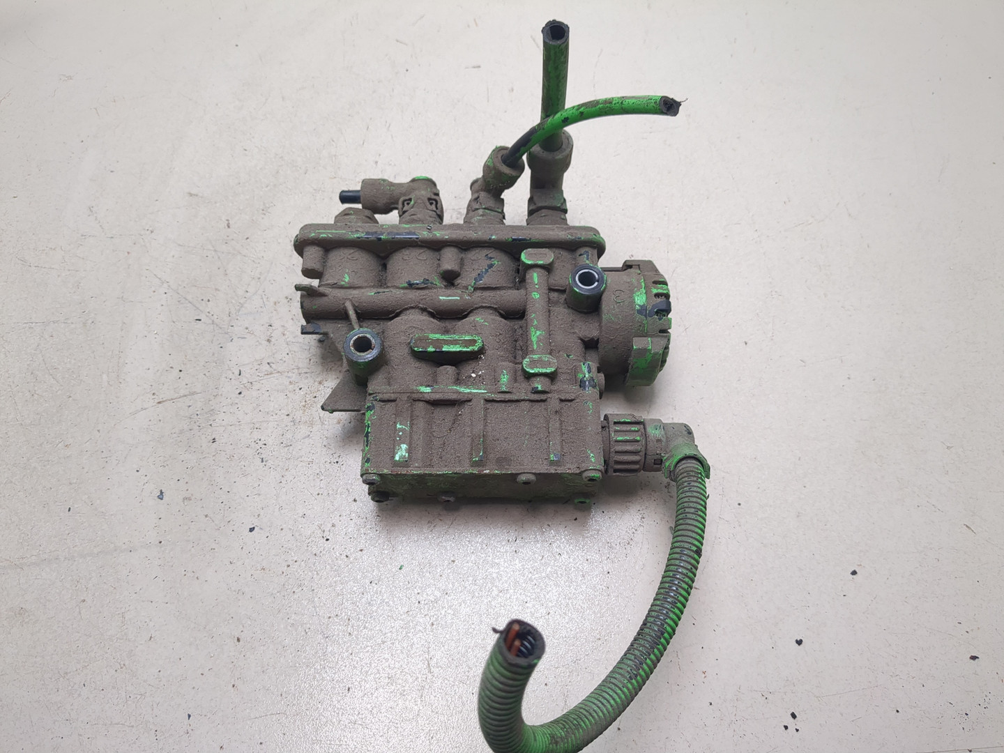 Кран уровня пола