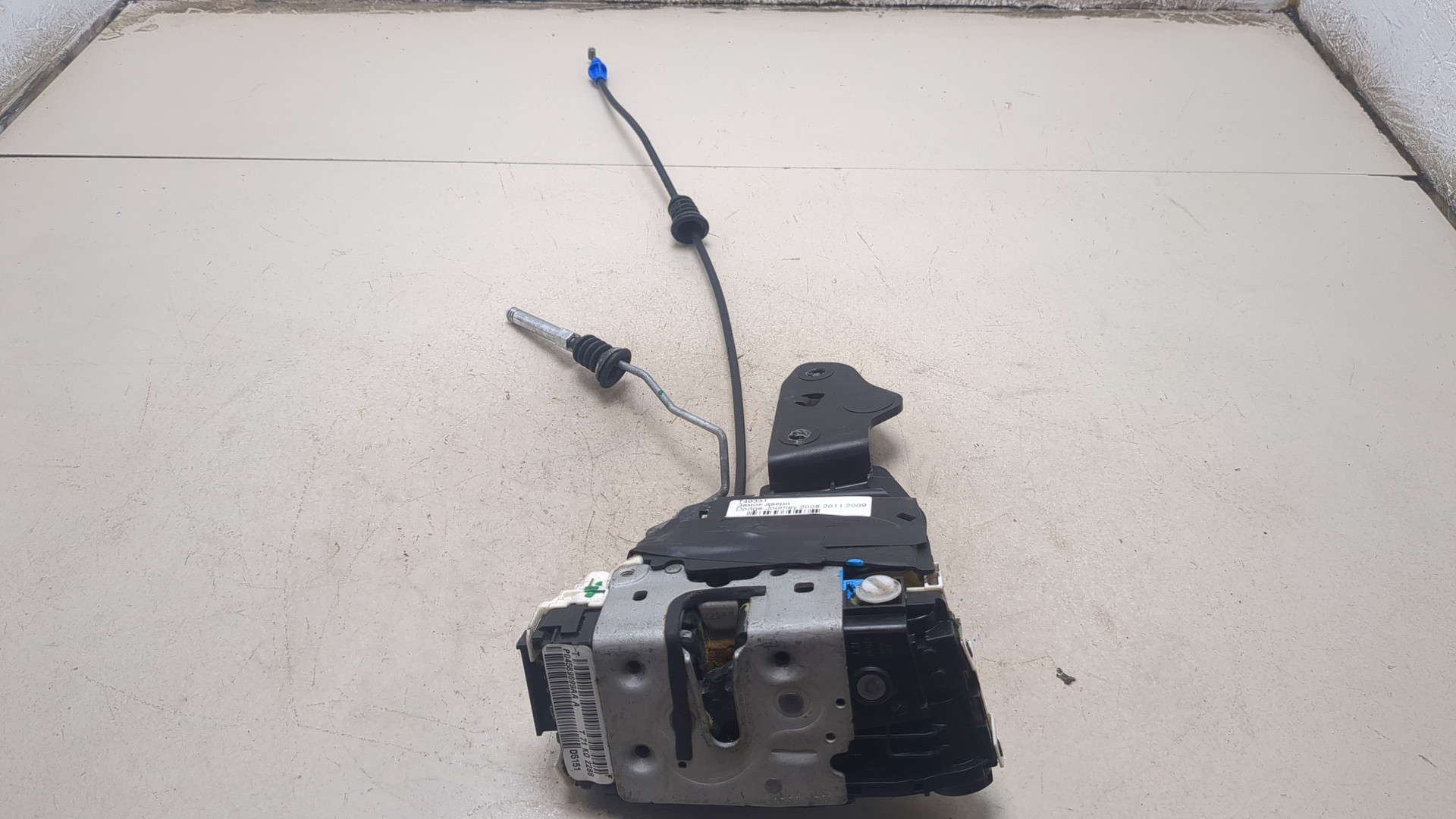 Замок двери задней левой