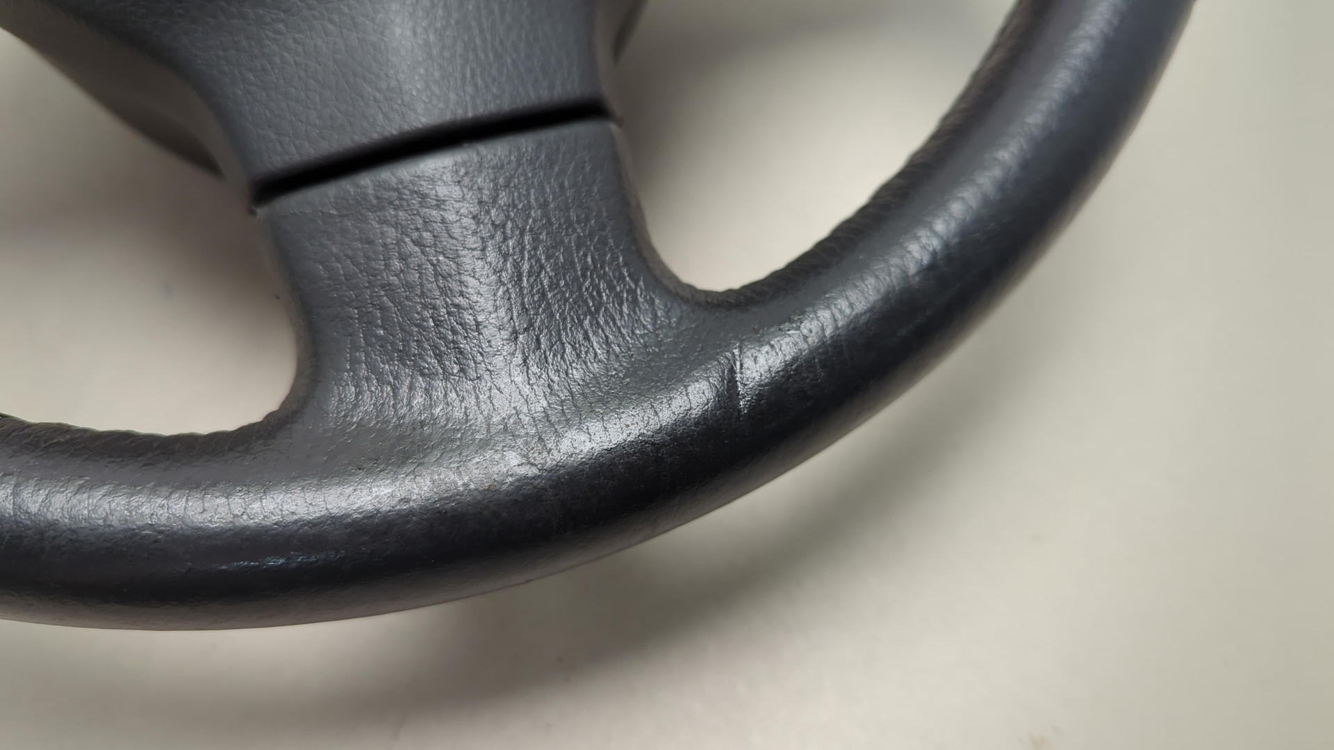 Рулевое колесо (руль)