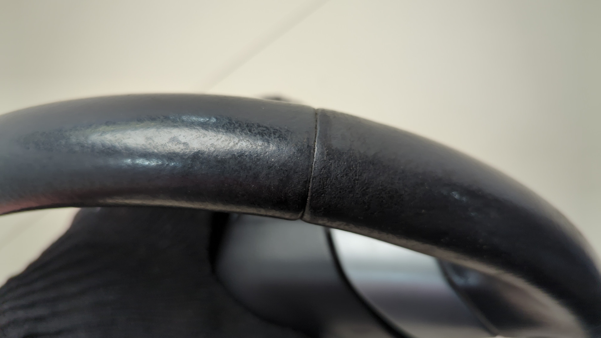 Рулевое колесо (руль)