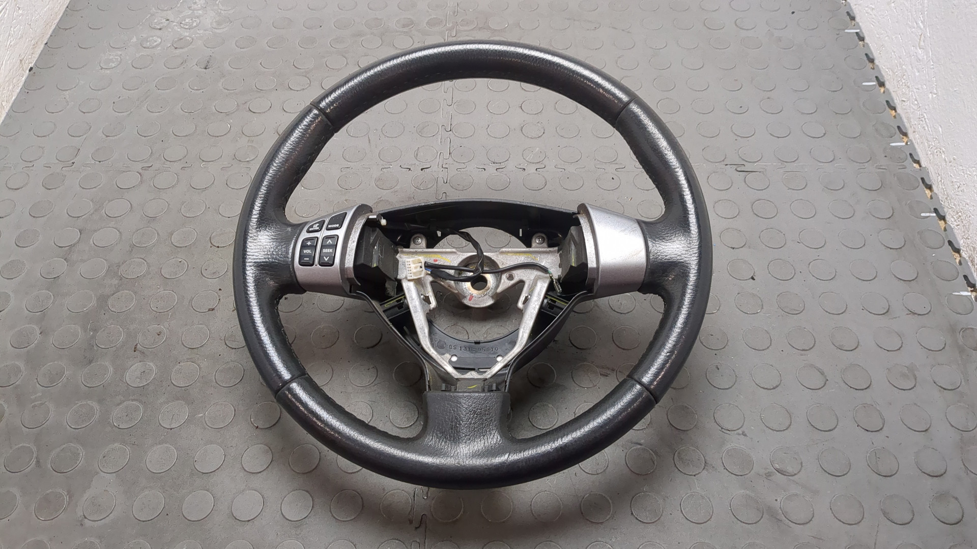 Рулевое колесо (руль)