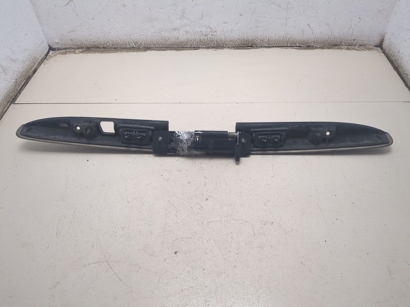 Фонарь подсветки номера