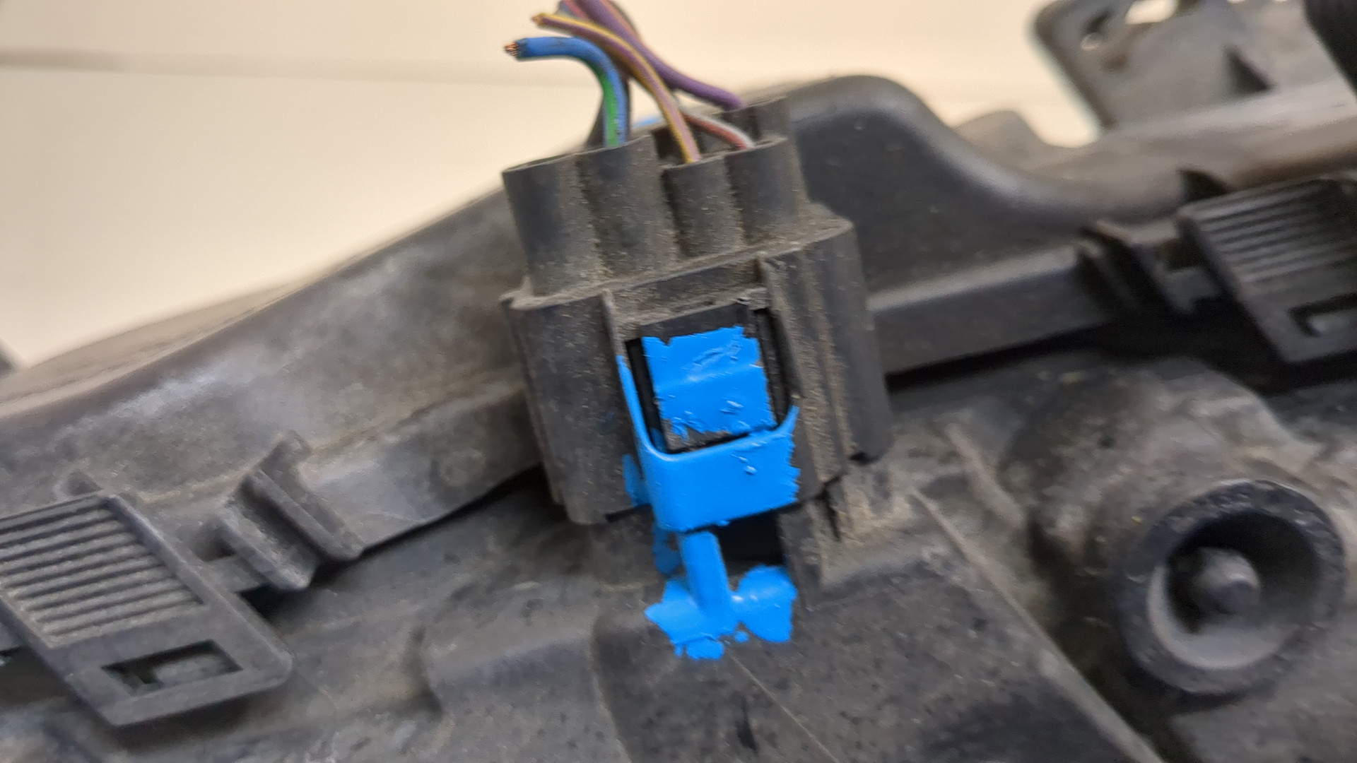 Фара правая