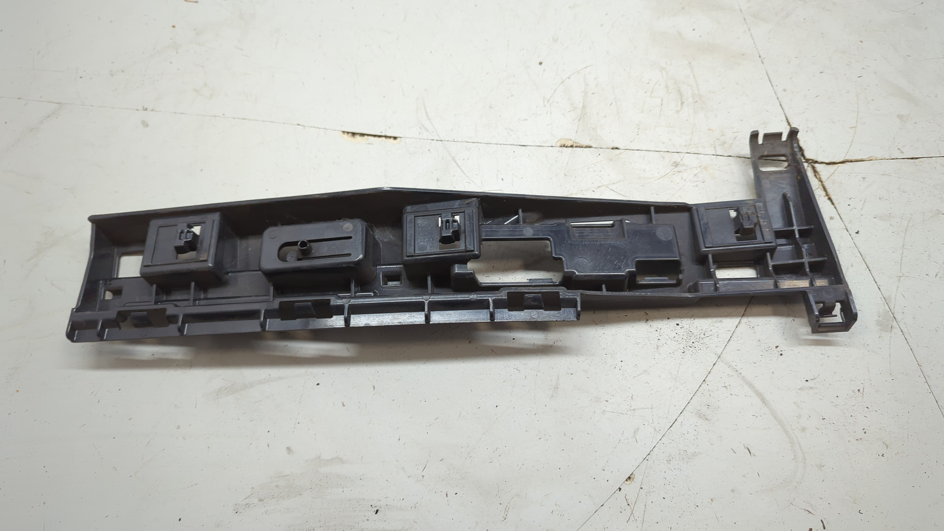 Кронштейн (сопут. товар)