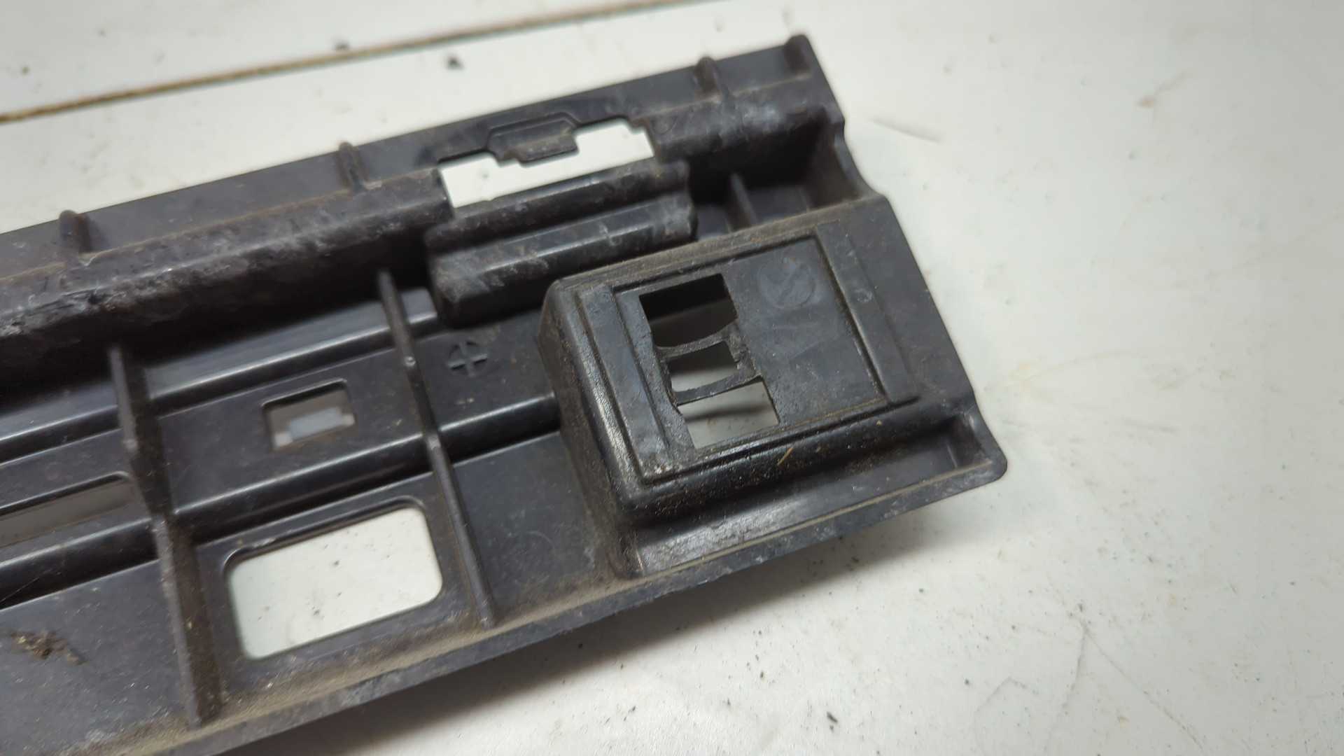 Кронштейн (сопут. товар)