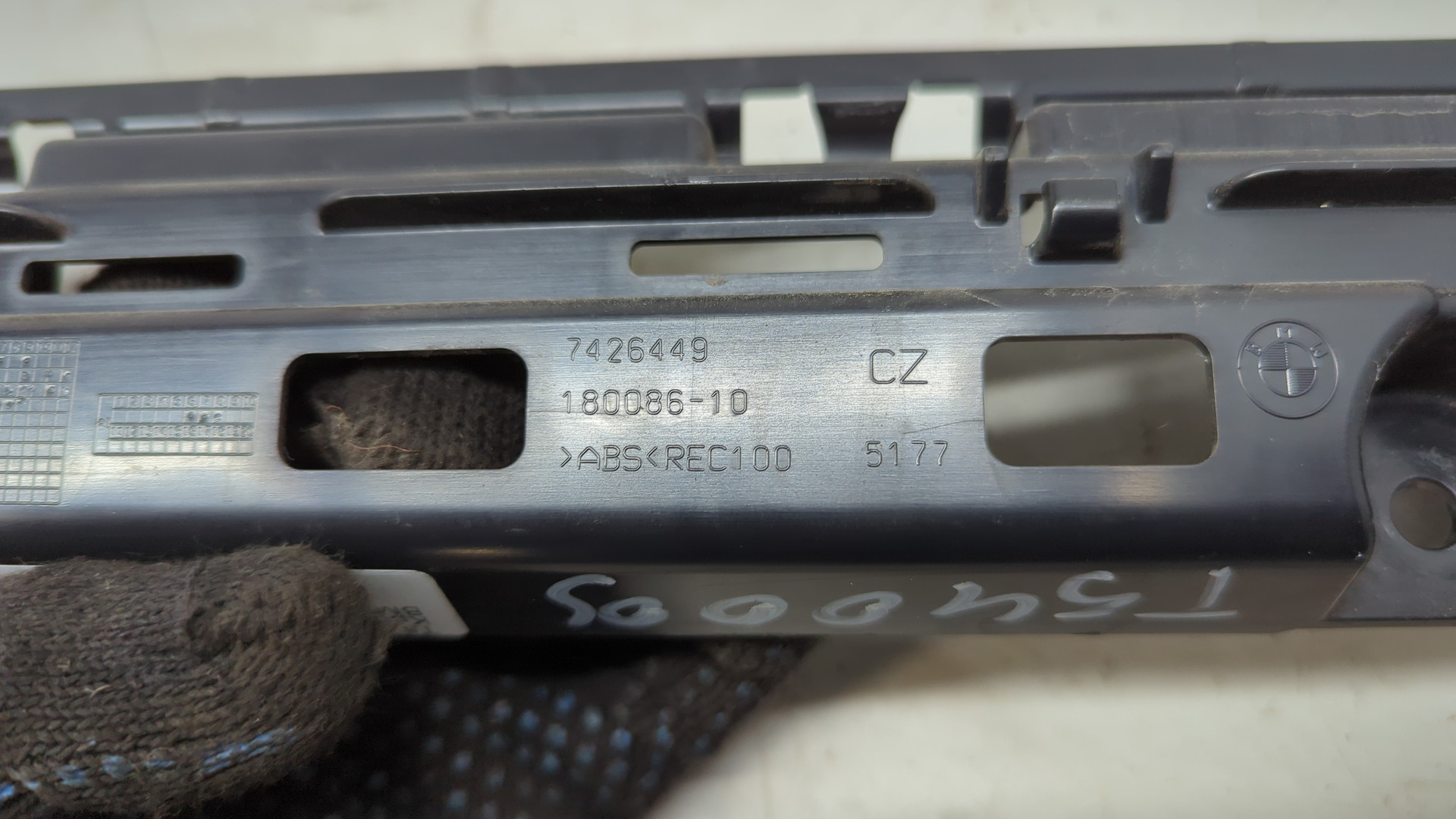 Кронштейн (сопут. товар)