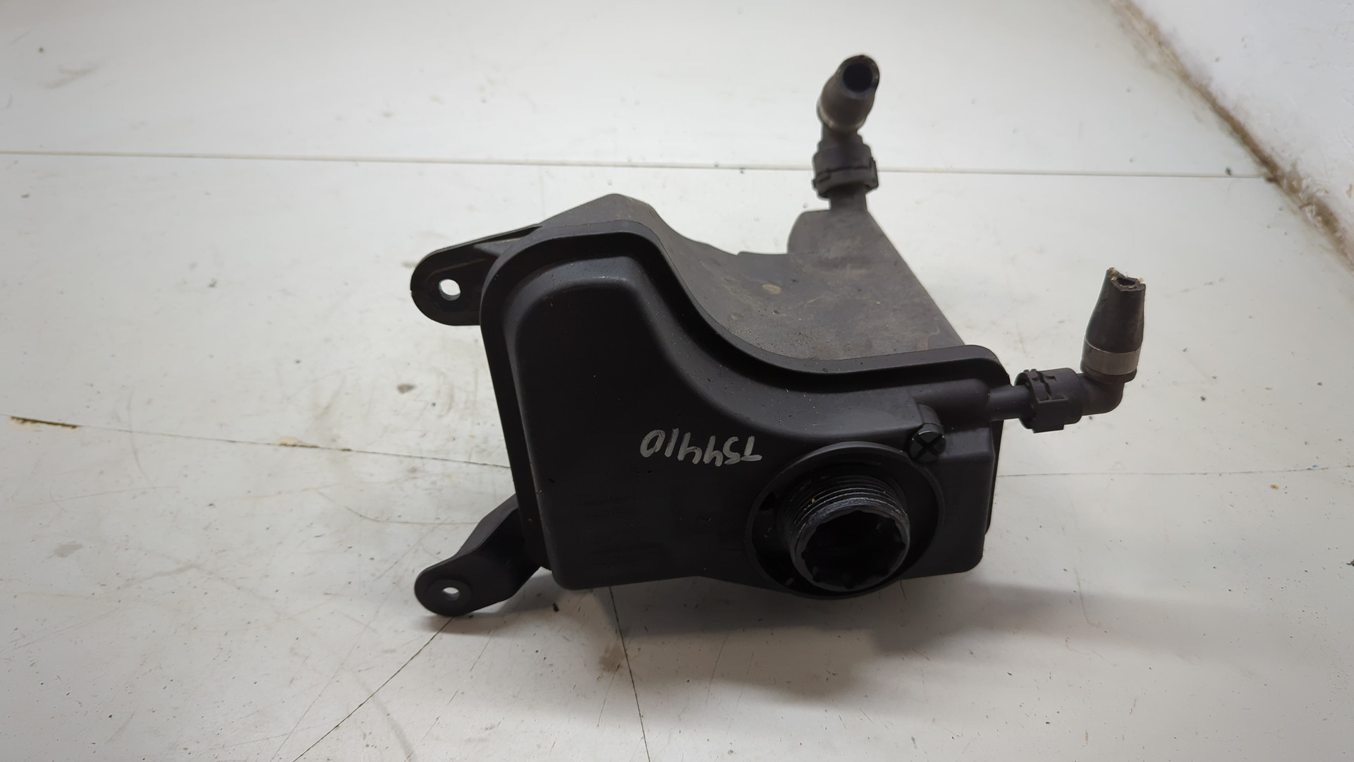 Бачок расширительный