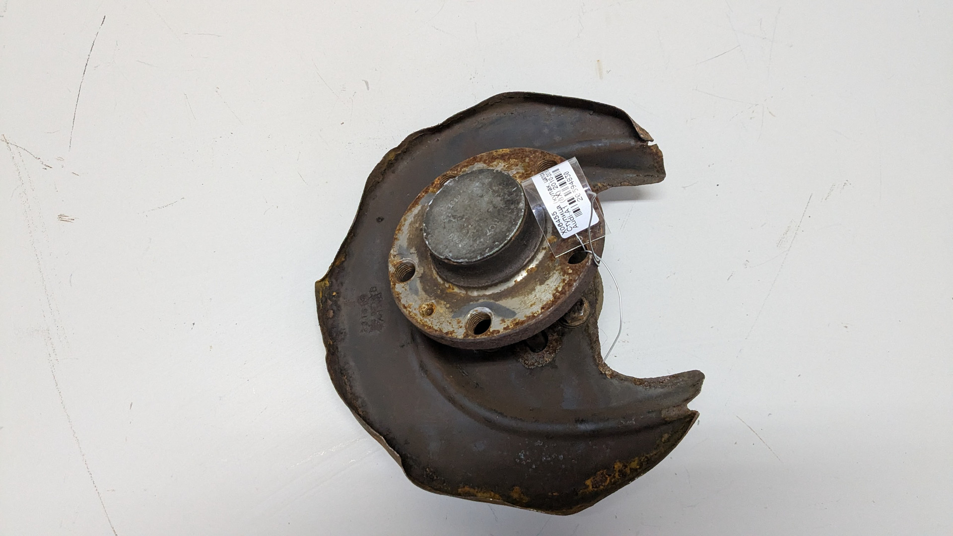 Кулак поворотный задний правый