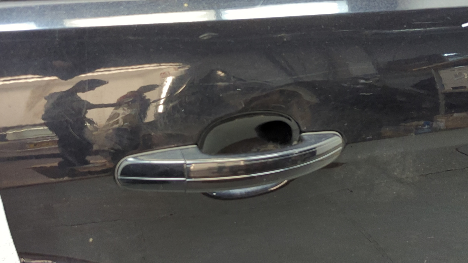 Дверь задняя правая