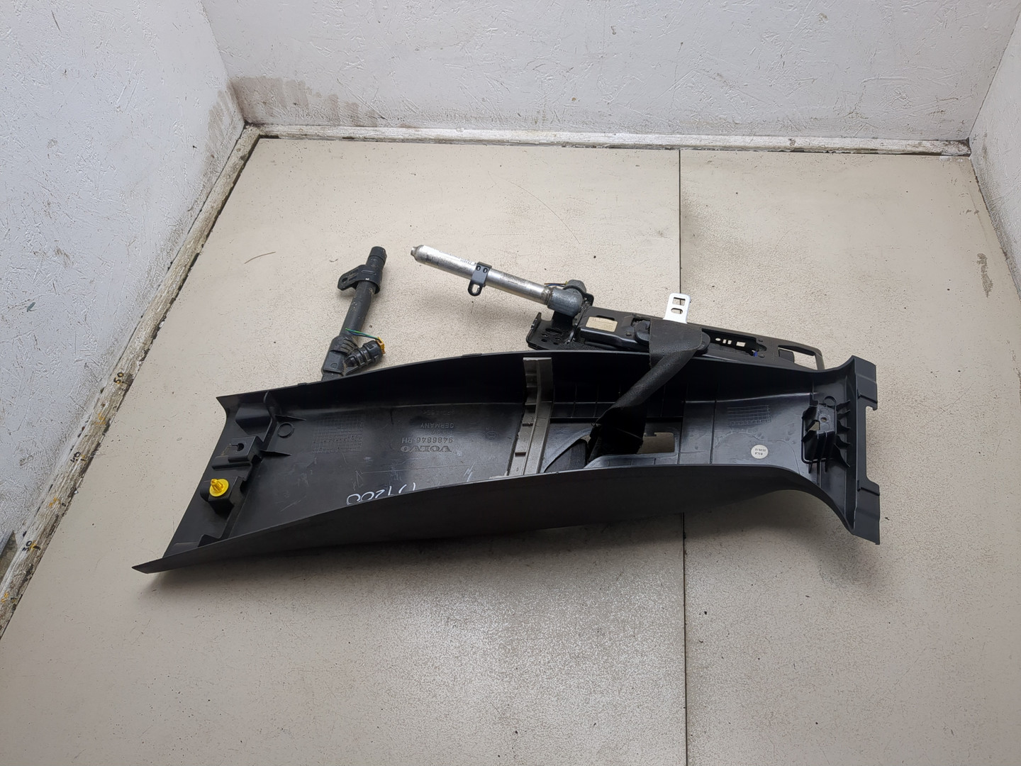 Ремень безопасности