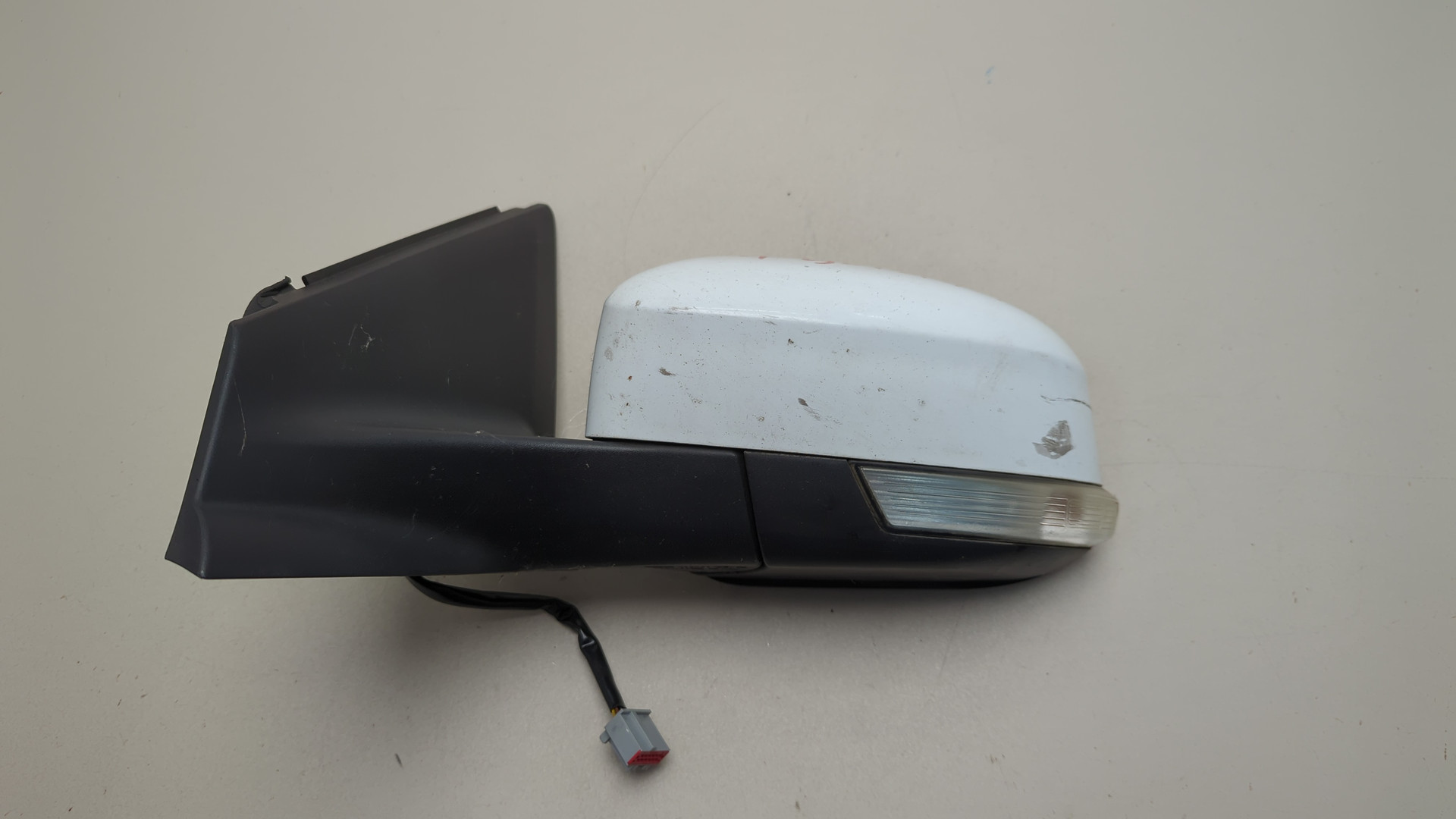 Зеркало левое электрическое