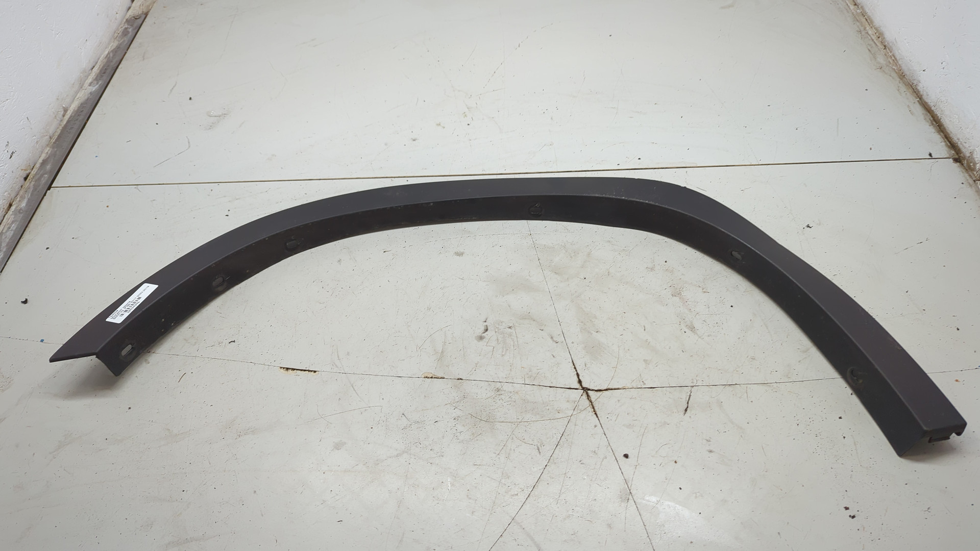 Молдинг заднего крыла правого