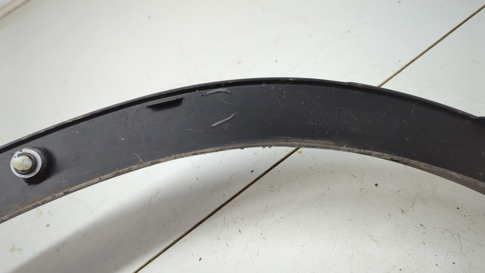 Молдинг заднего крыла правого