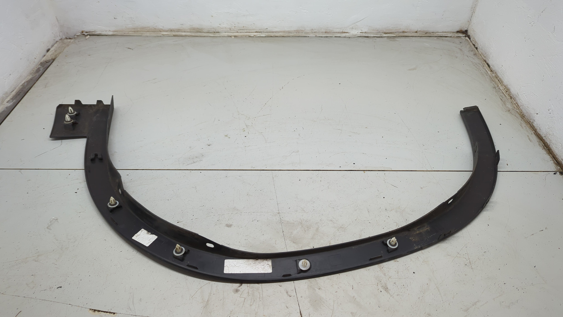 Накладка переднего крыла правого