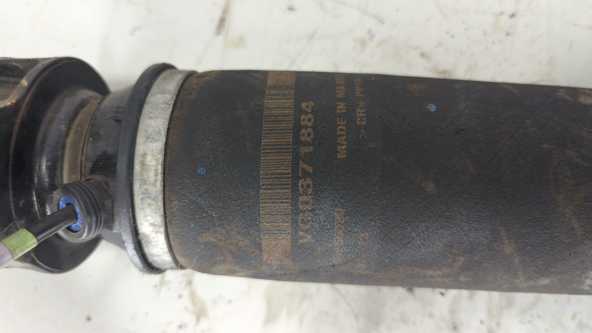 Амортизатор кабины