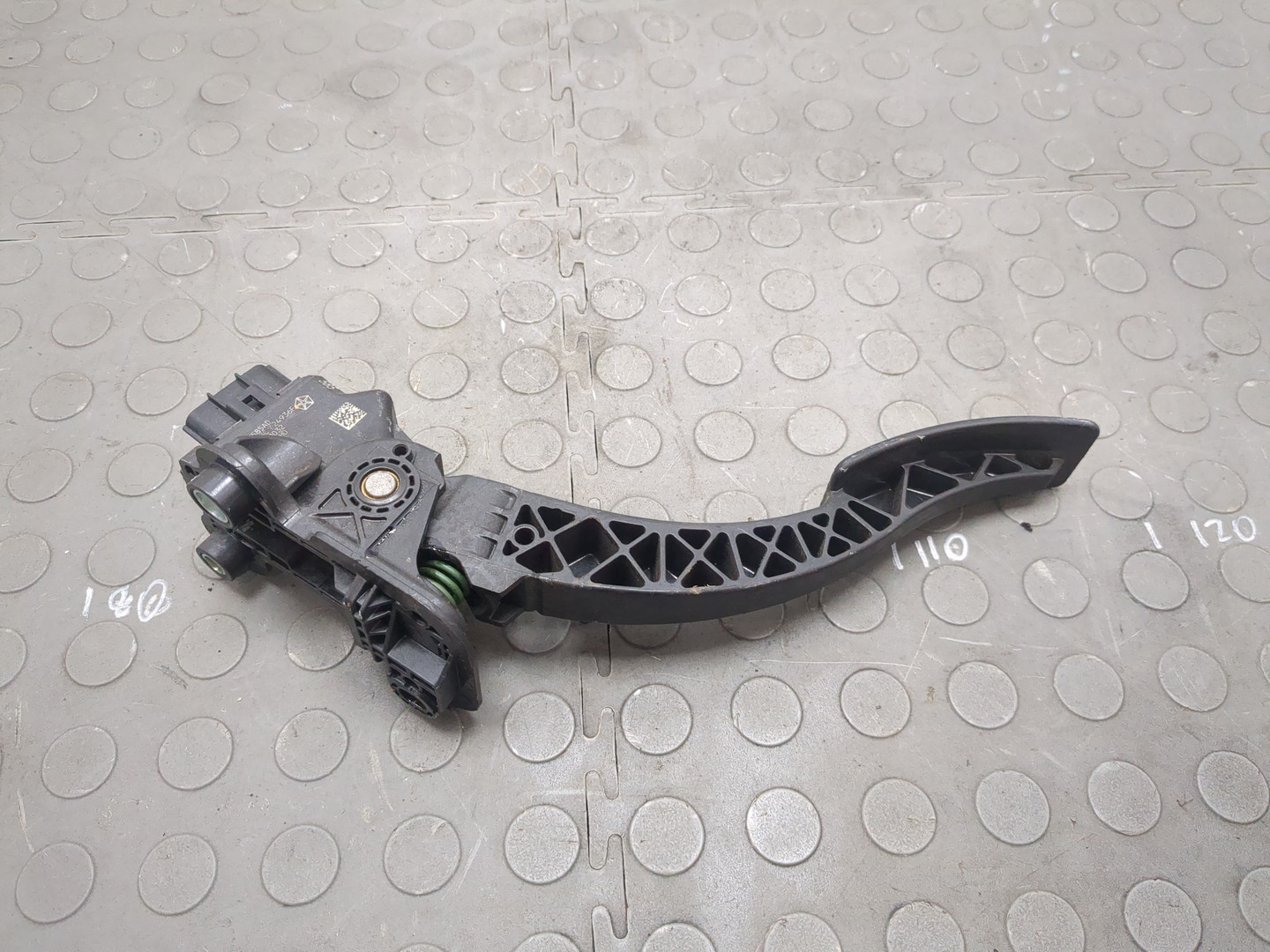 Педаль газа