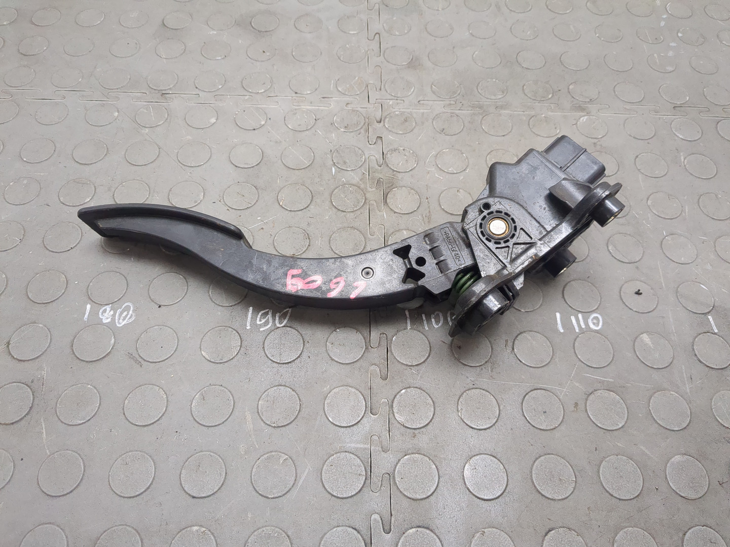 Педаль газа