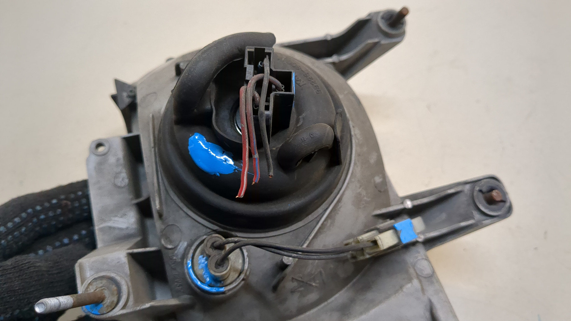 Фара правая