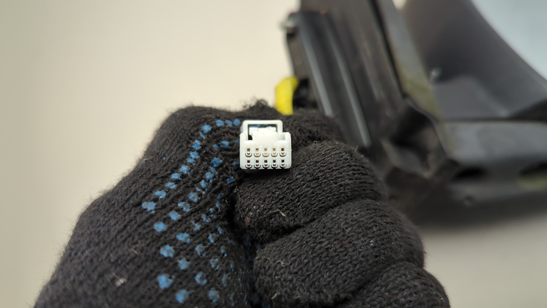 Зеркало правое электрическое