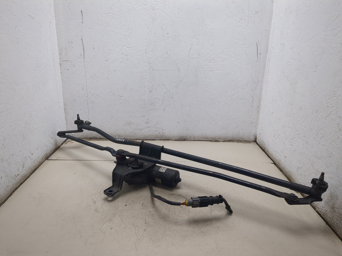 Трапеция стеклоочистителей