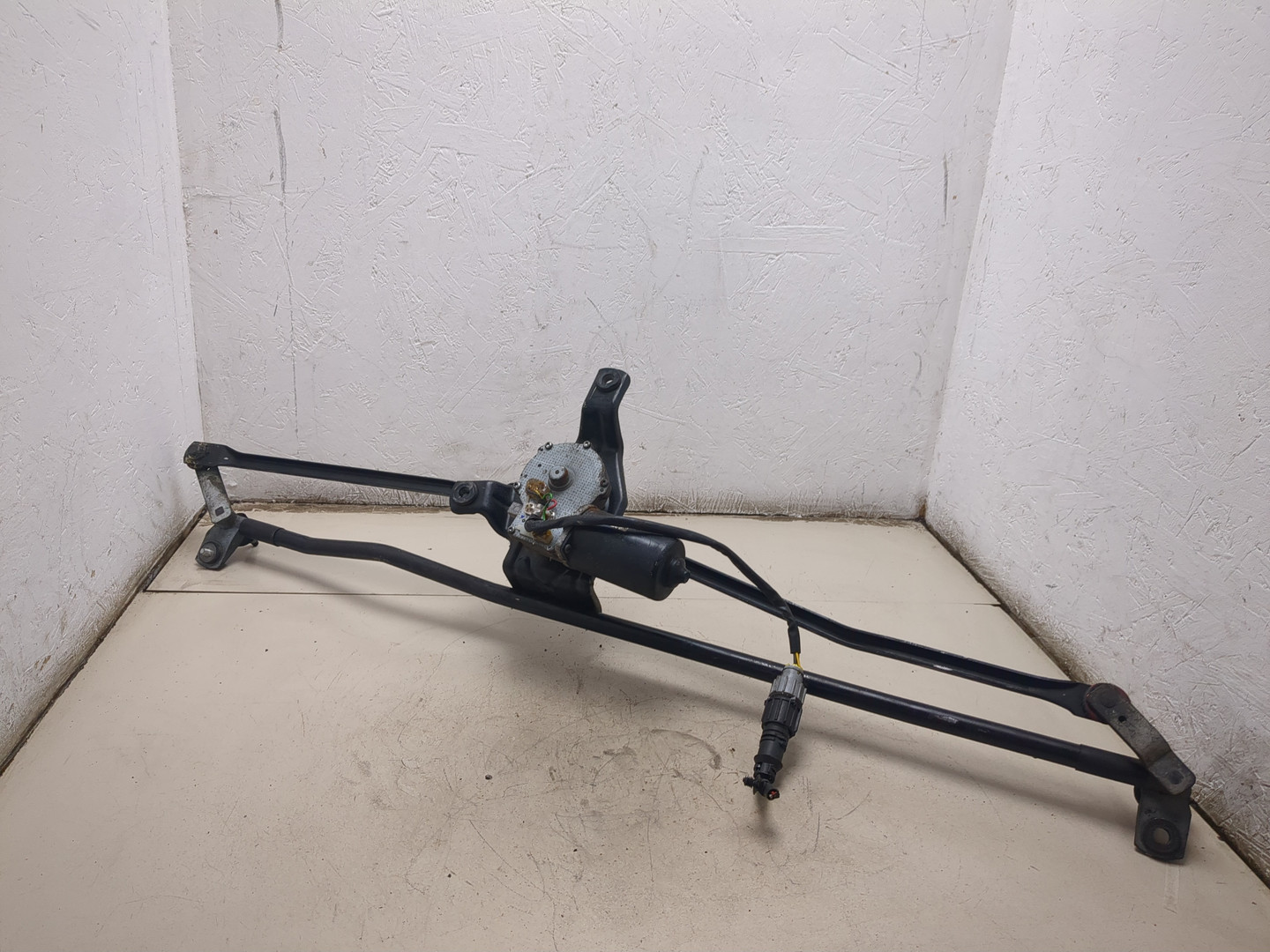 Трапеция стеклоочистителей