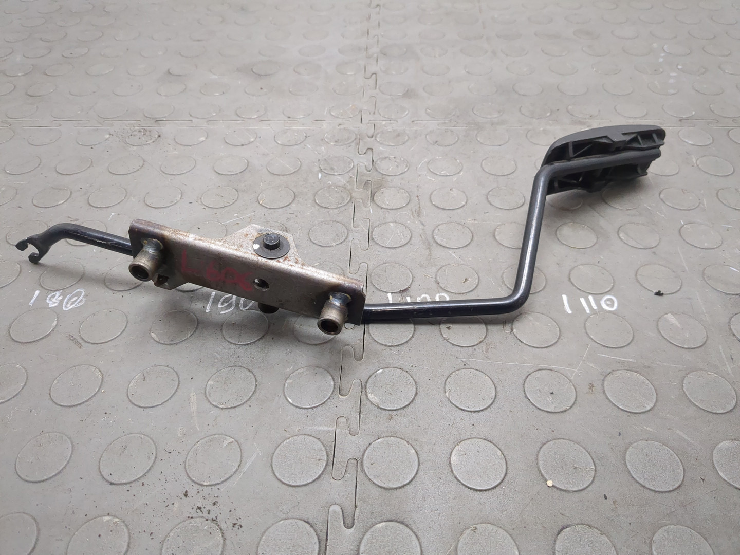 Педаль газа