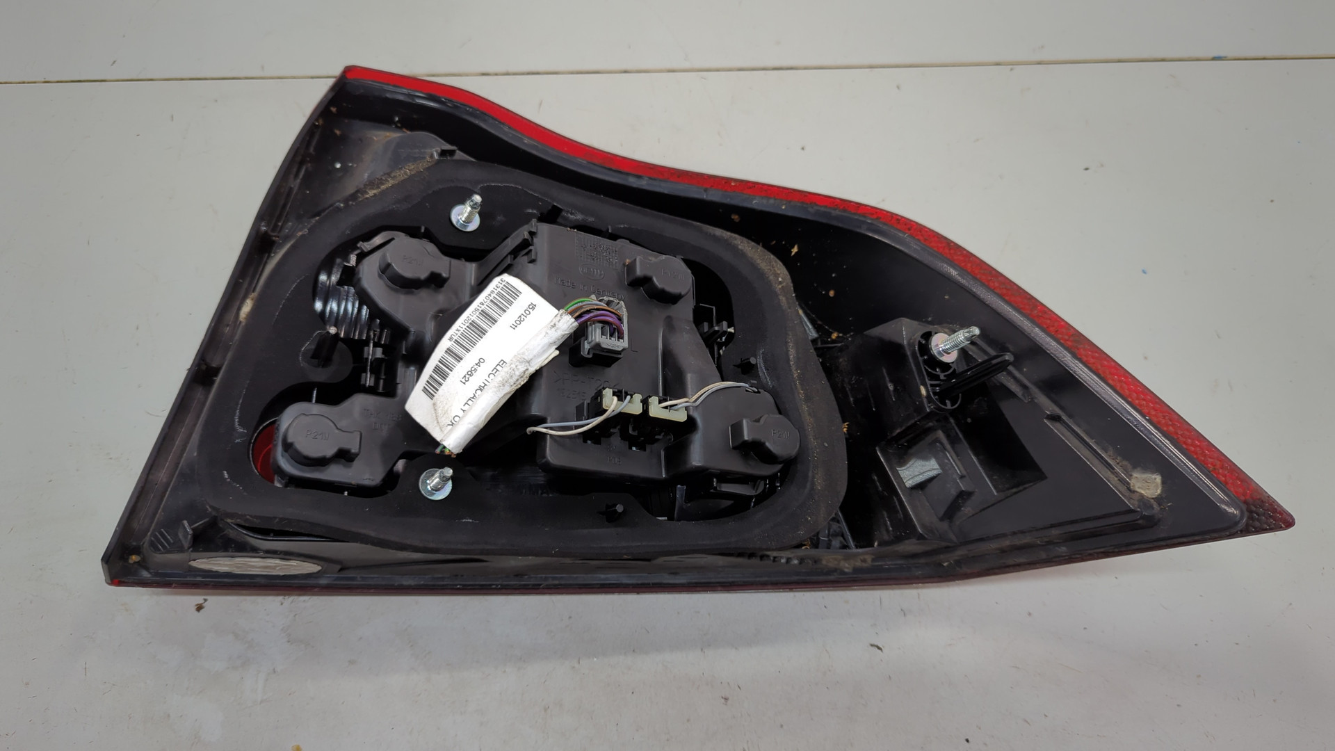 Фонарь задний левый