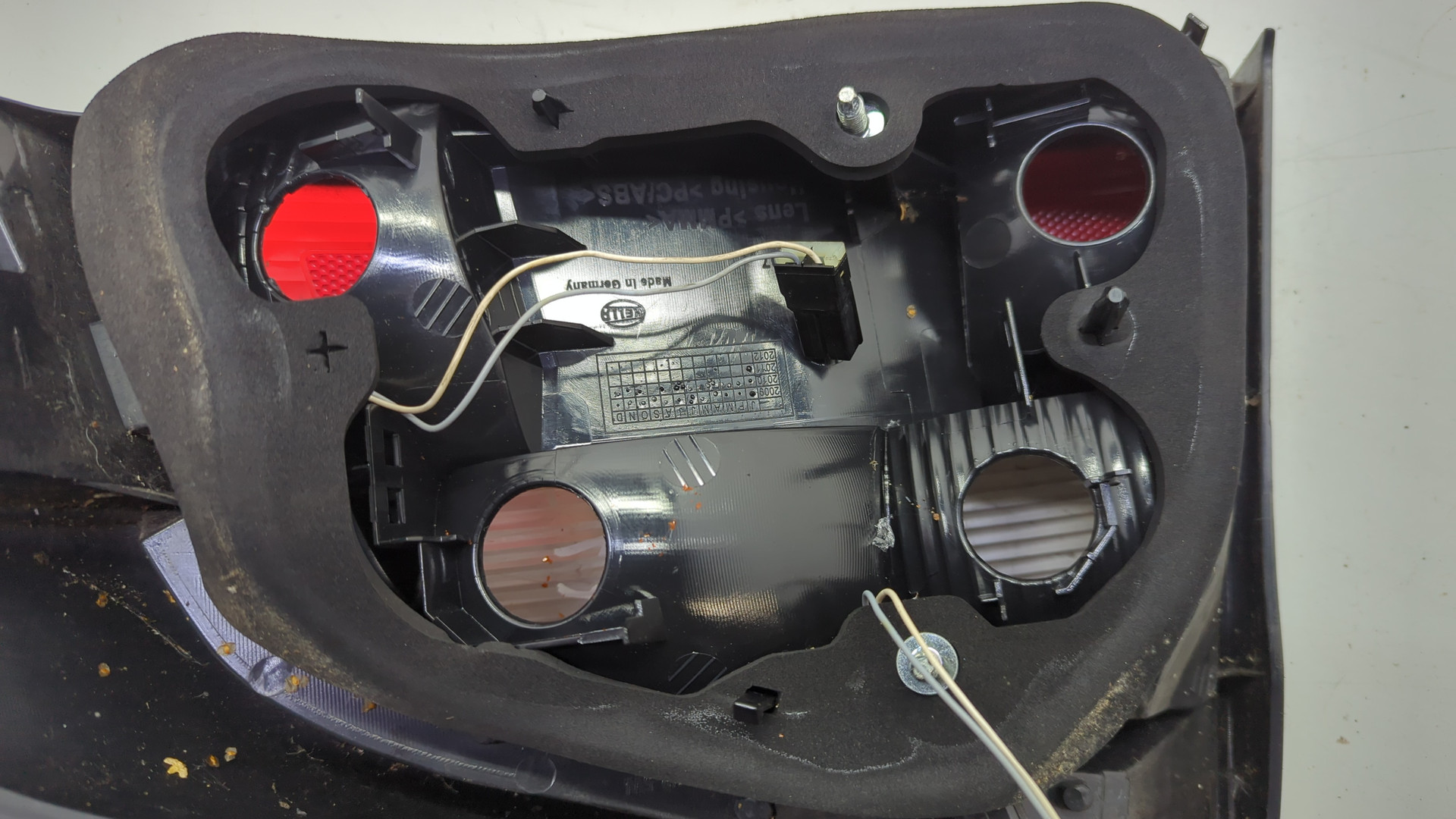 Фонарь задний левый