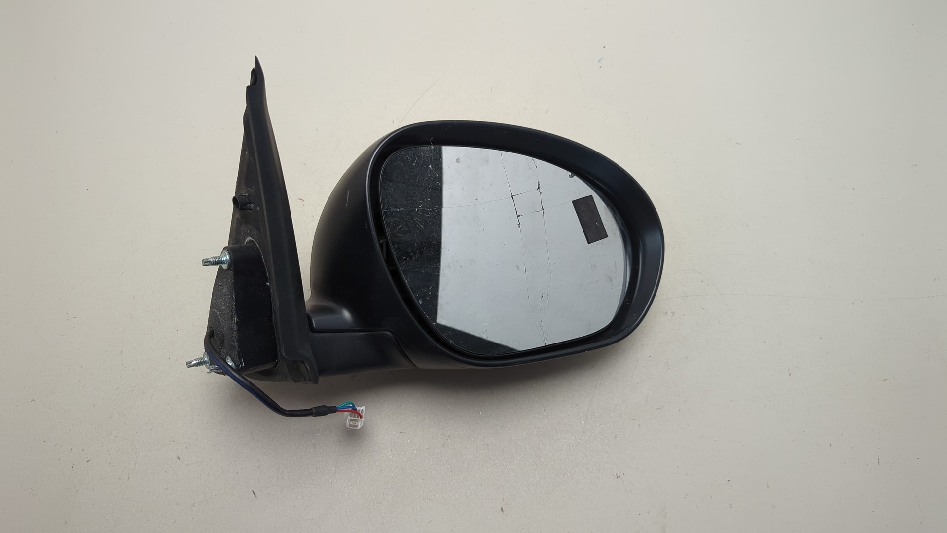 Зеркало правое электрическое