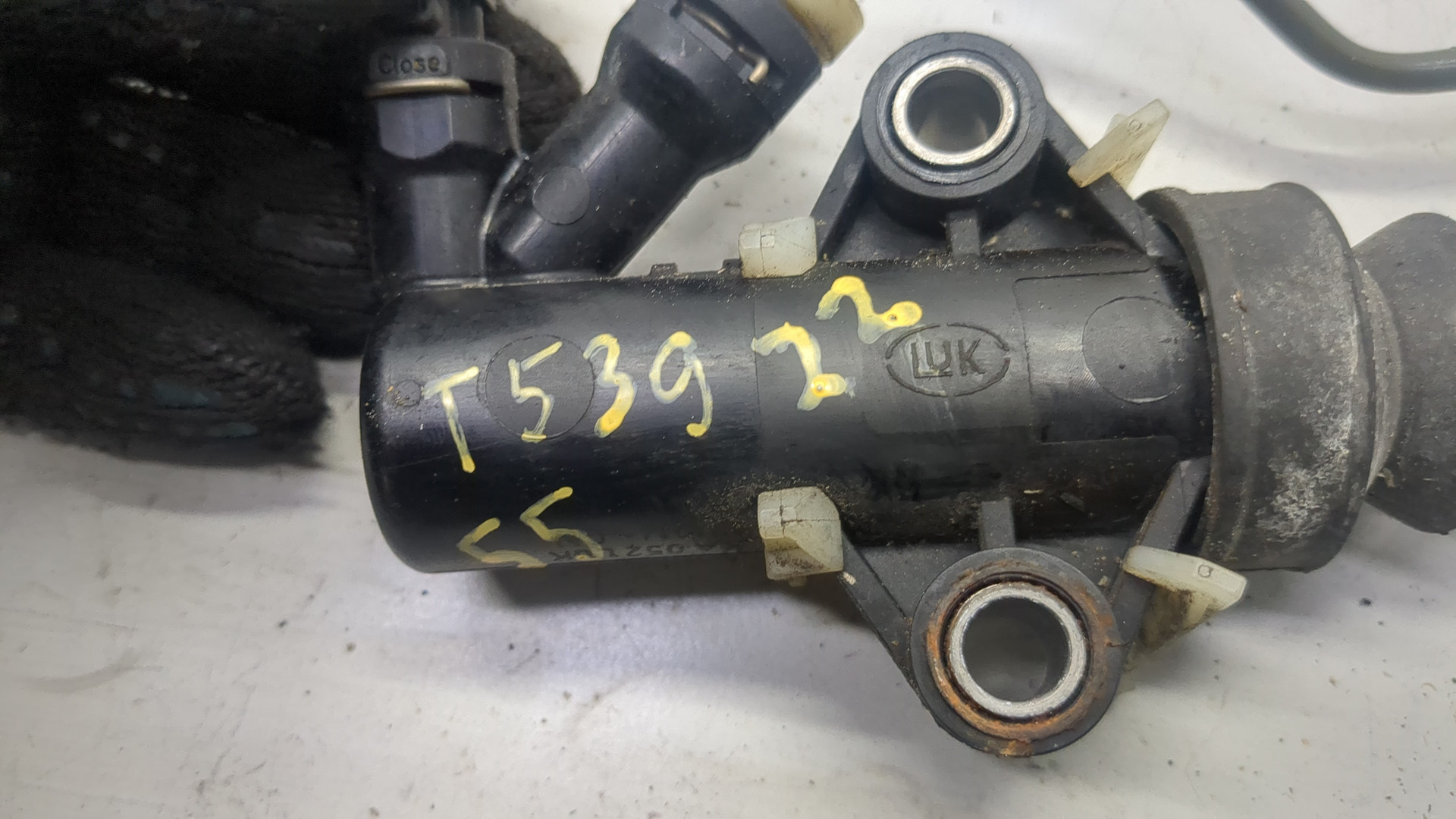 Цилиндр сцепления рабочий