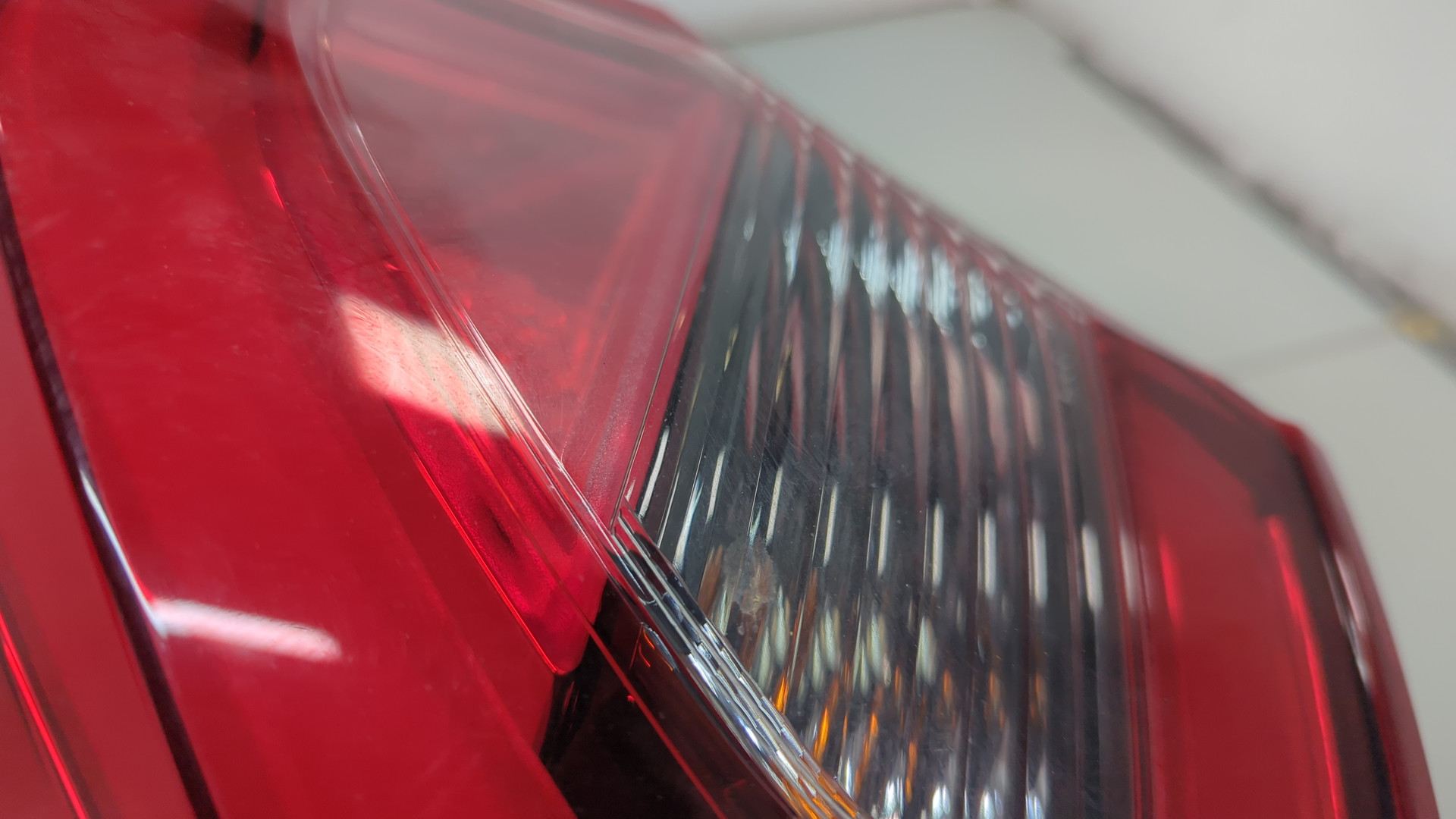 Фонарь задний левый