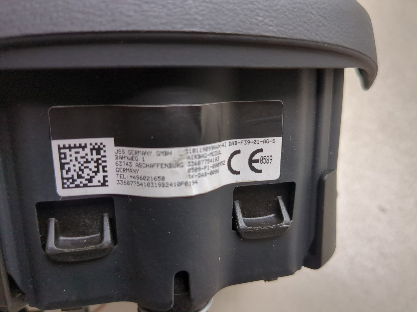 Подушка безопасности в рулевое колесо