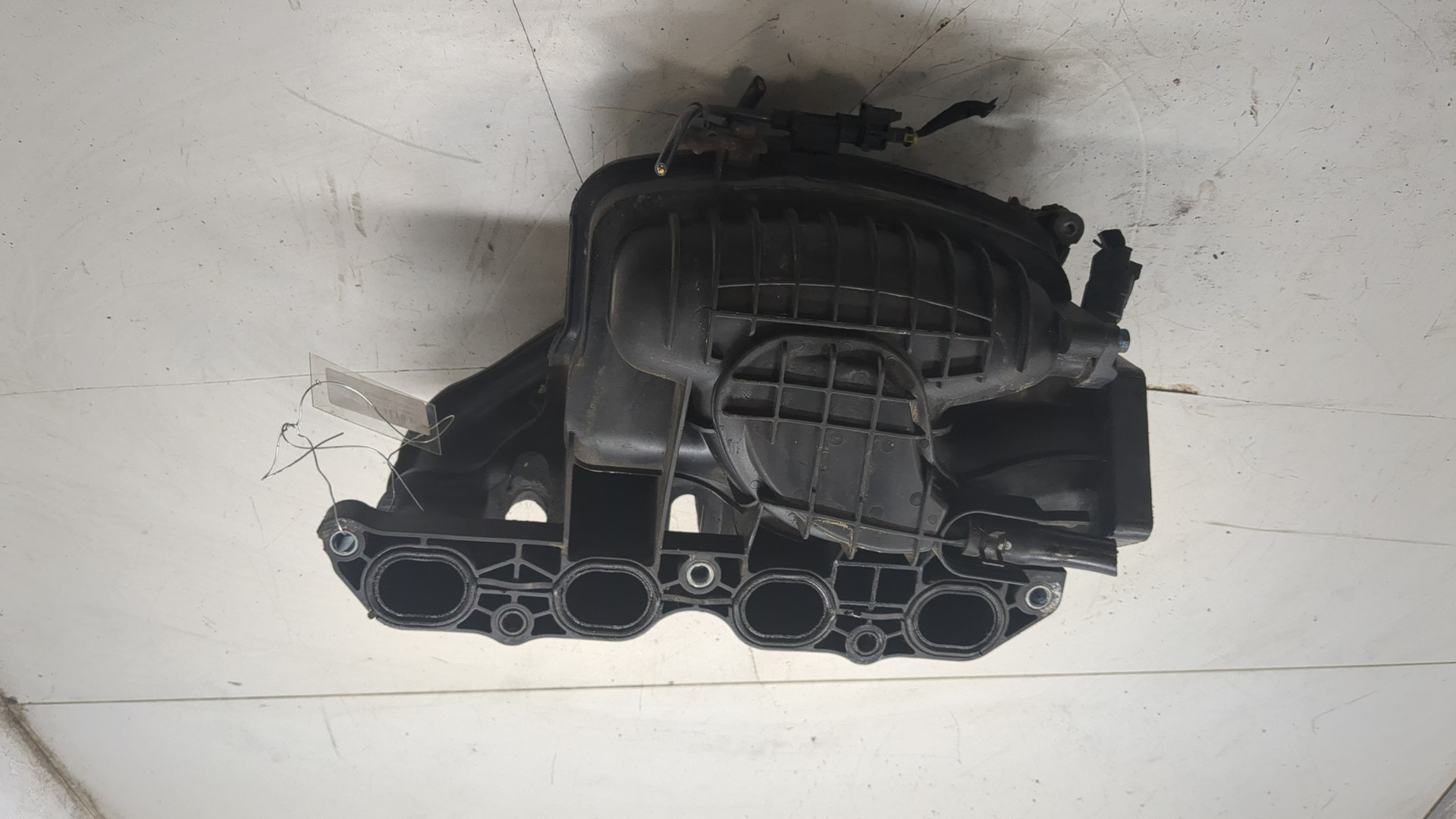 Коллектор впускной