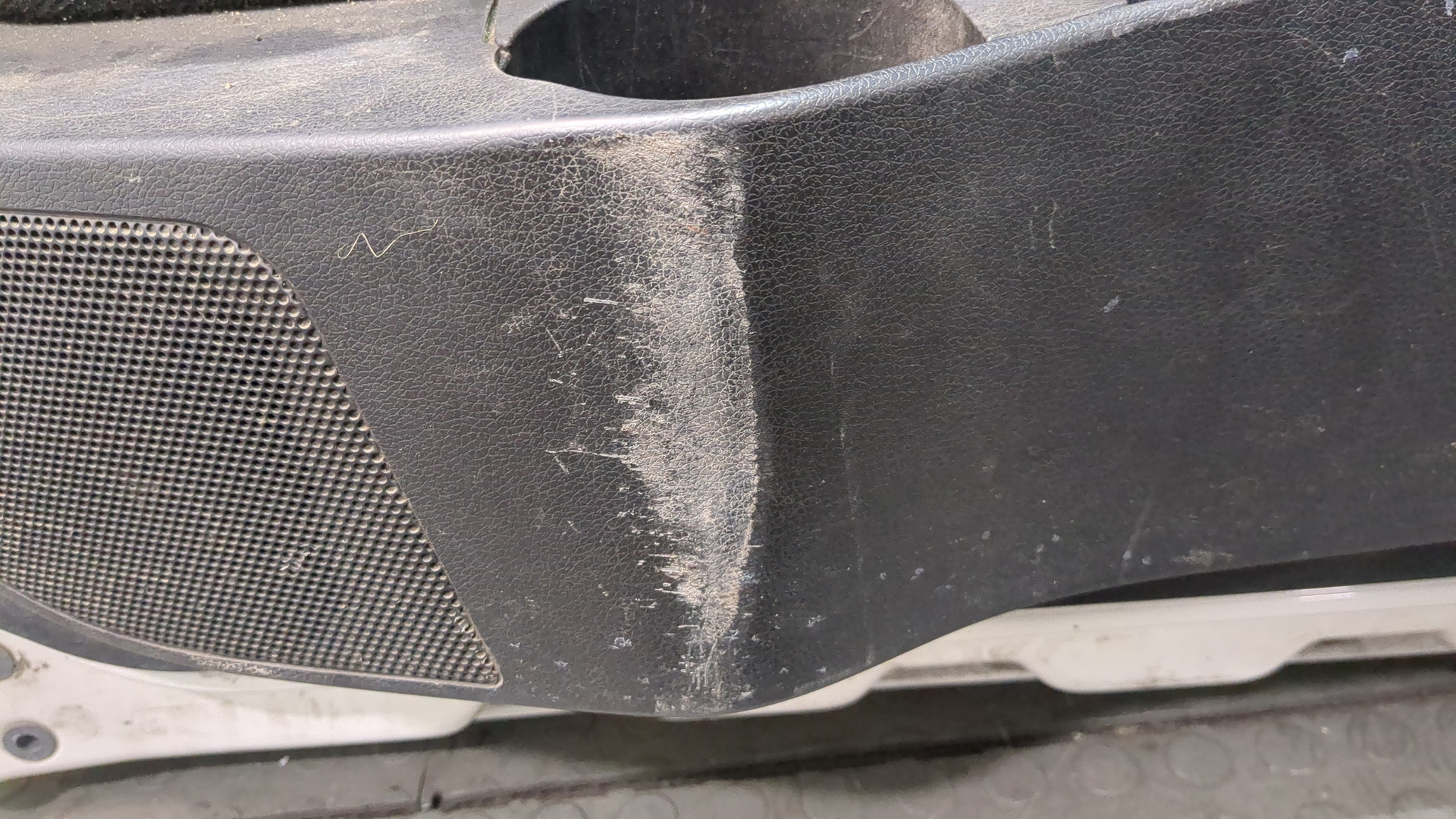 Дверь передняя правая