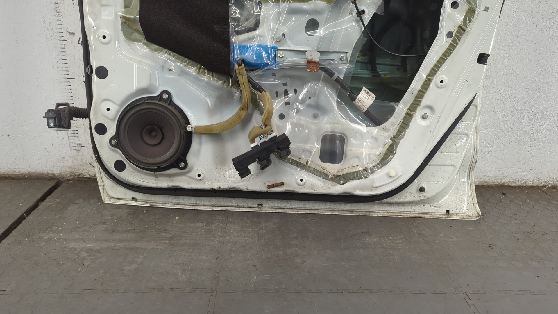 Дверь передняя правая