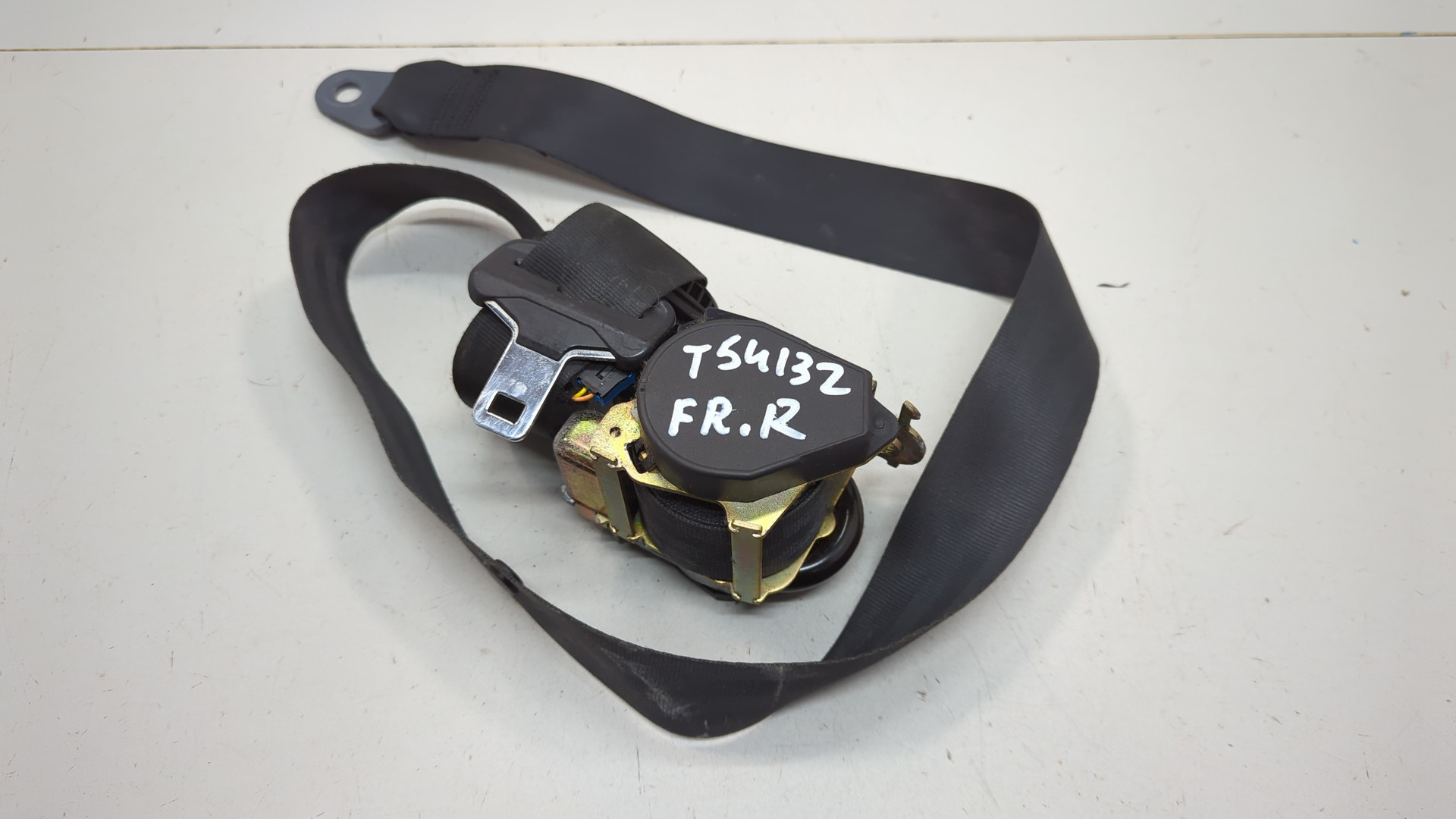 Ремень безопасности