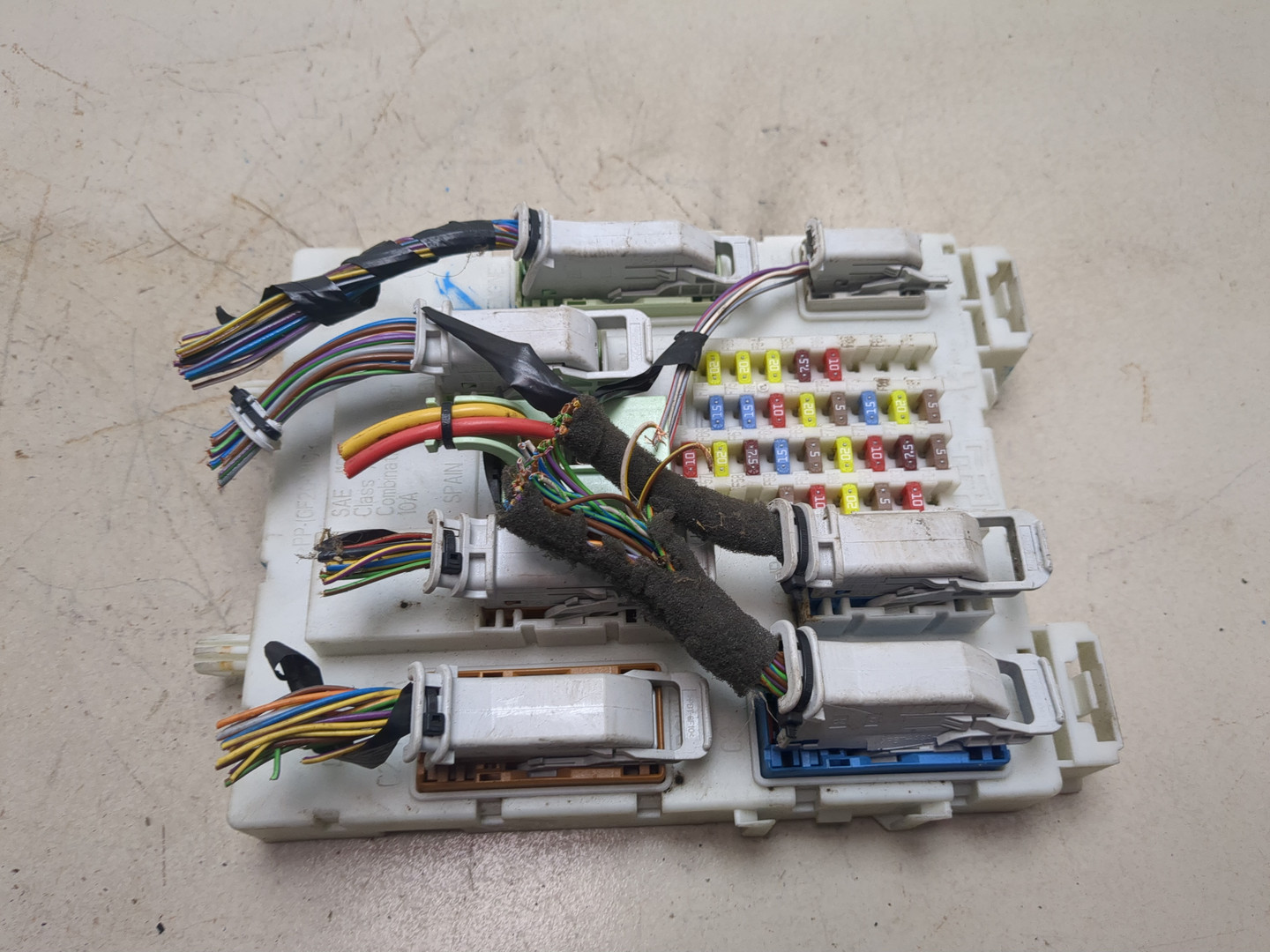 Блок предохранителей