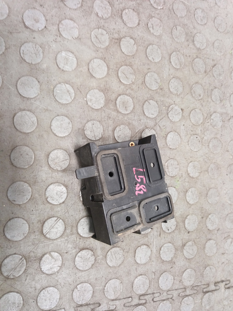 Кронштейн электронного блока управления / контроля