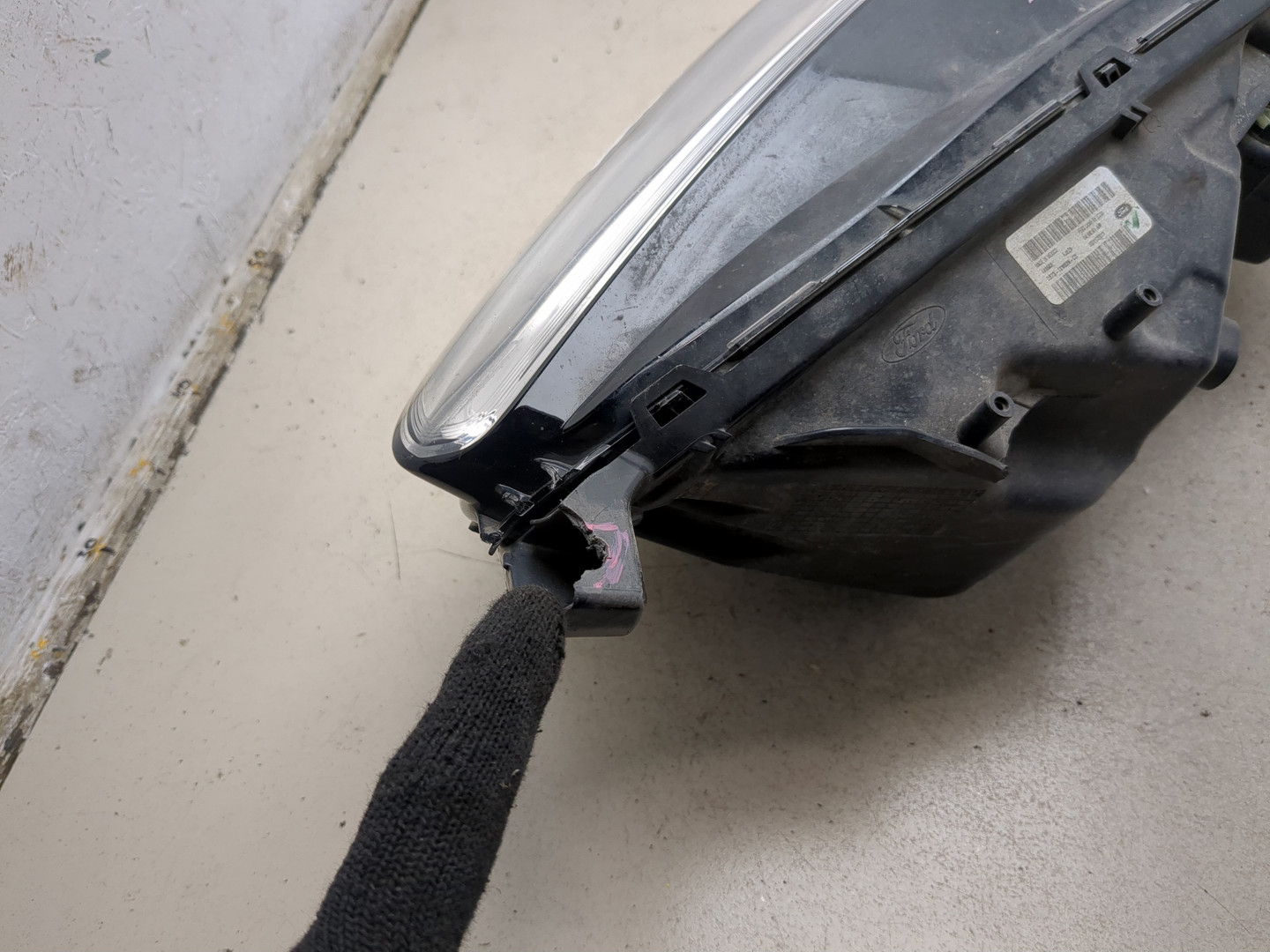 Фара правая