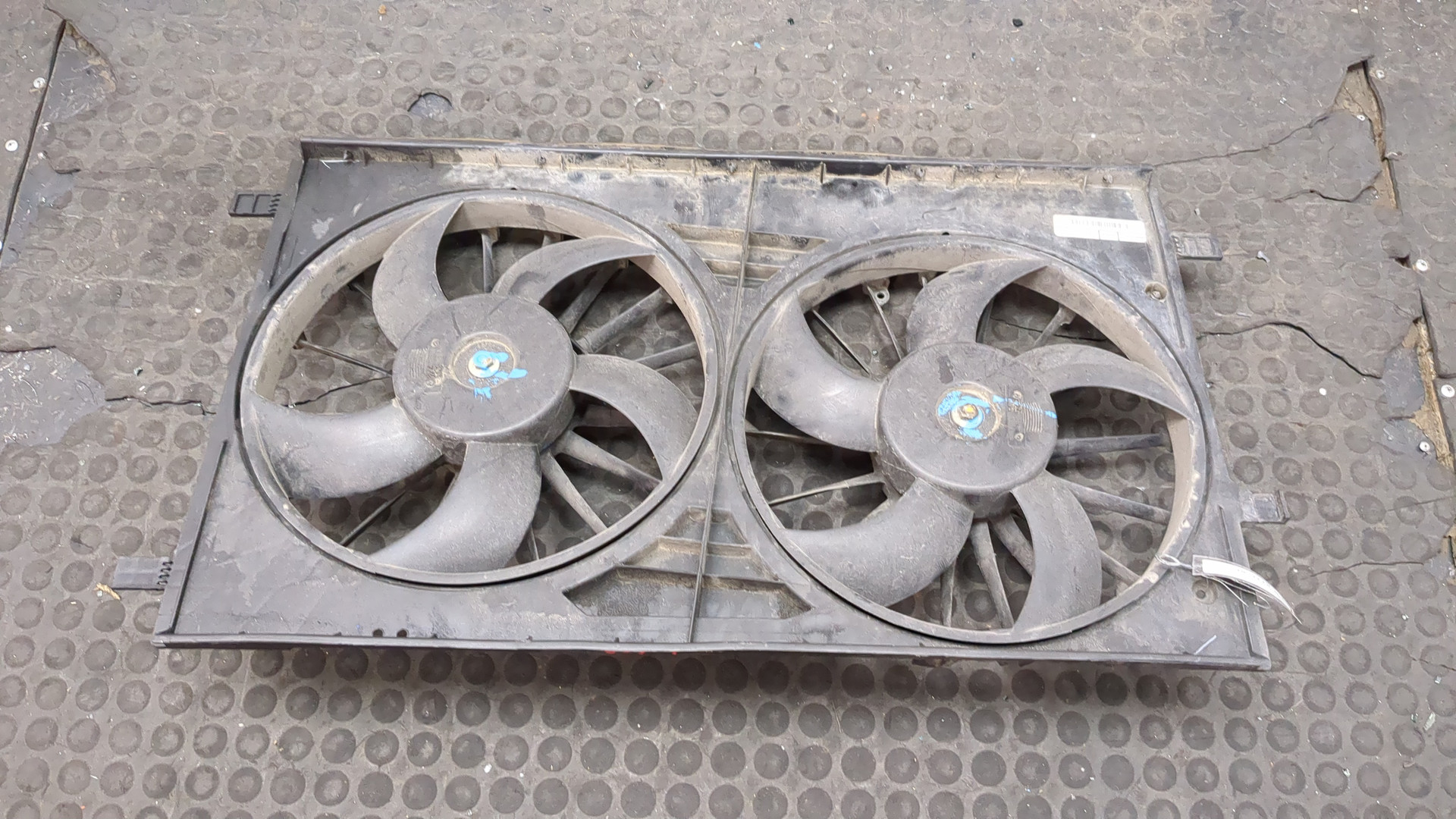 Вентилятор радиатора