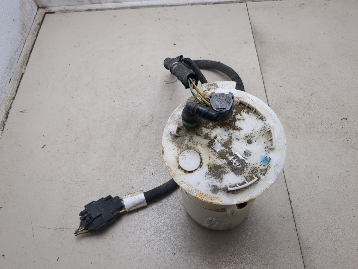 Насос топливный электрический