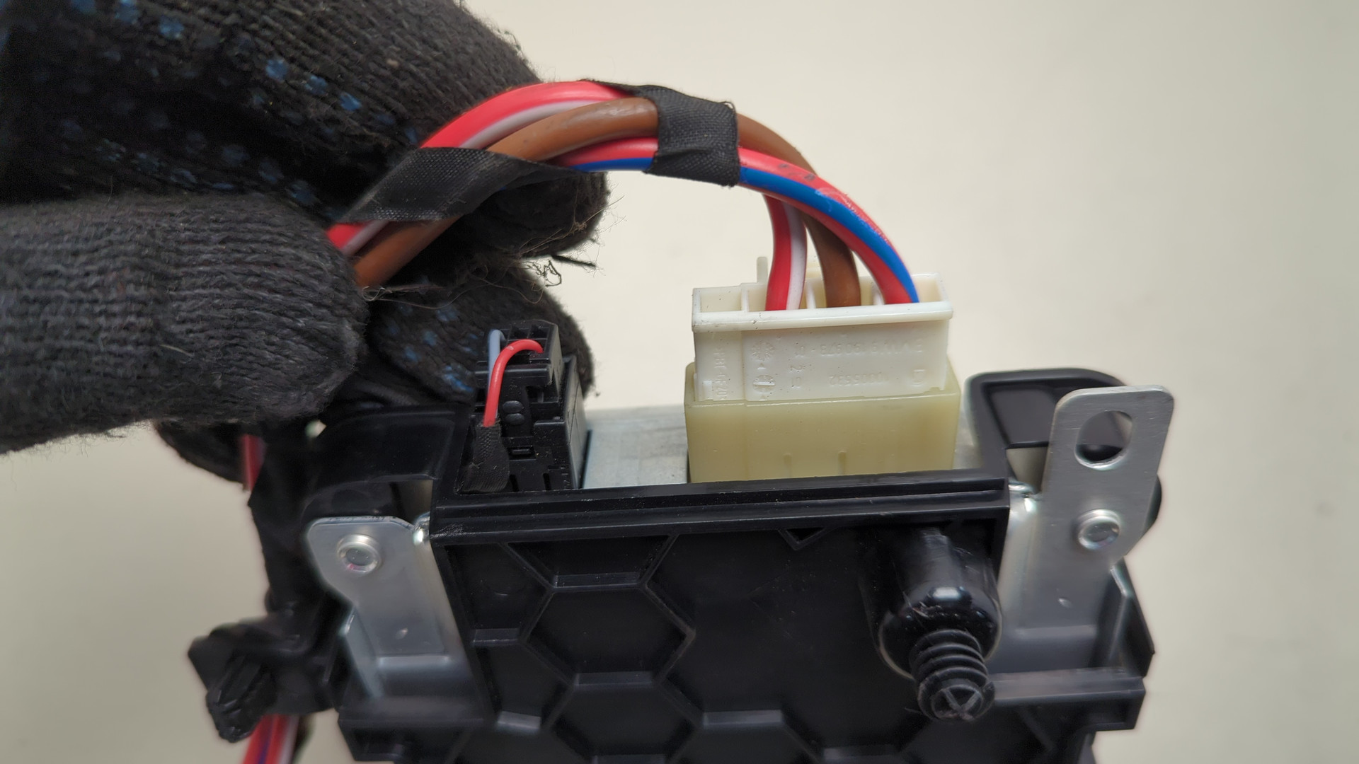 Преобразователь напряжения (адаптер)