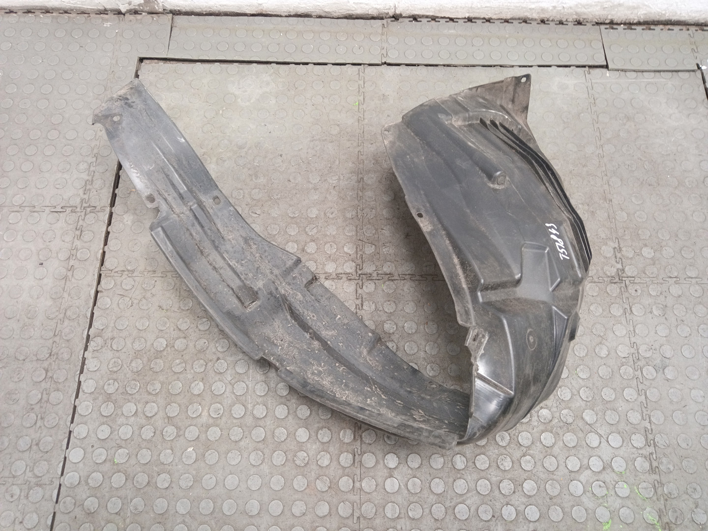 Локер передний левый