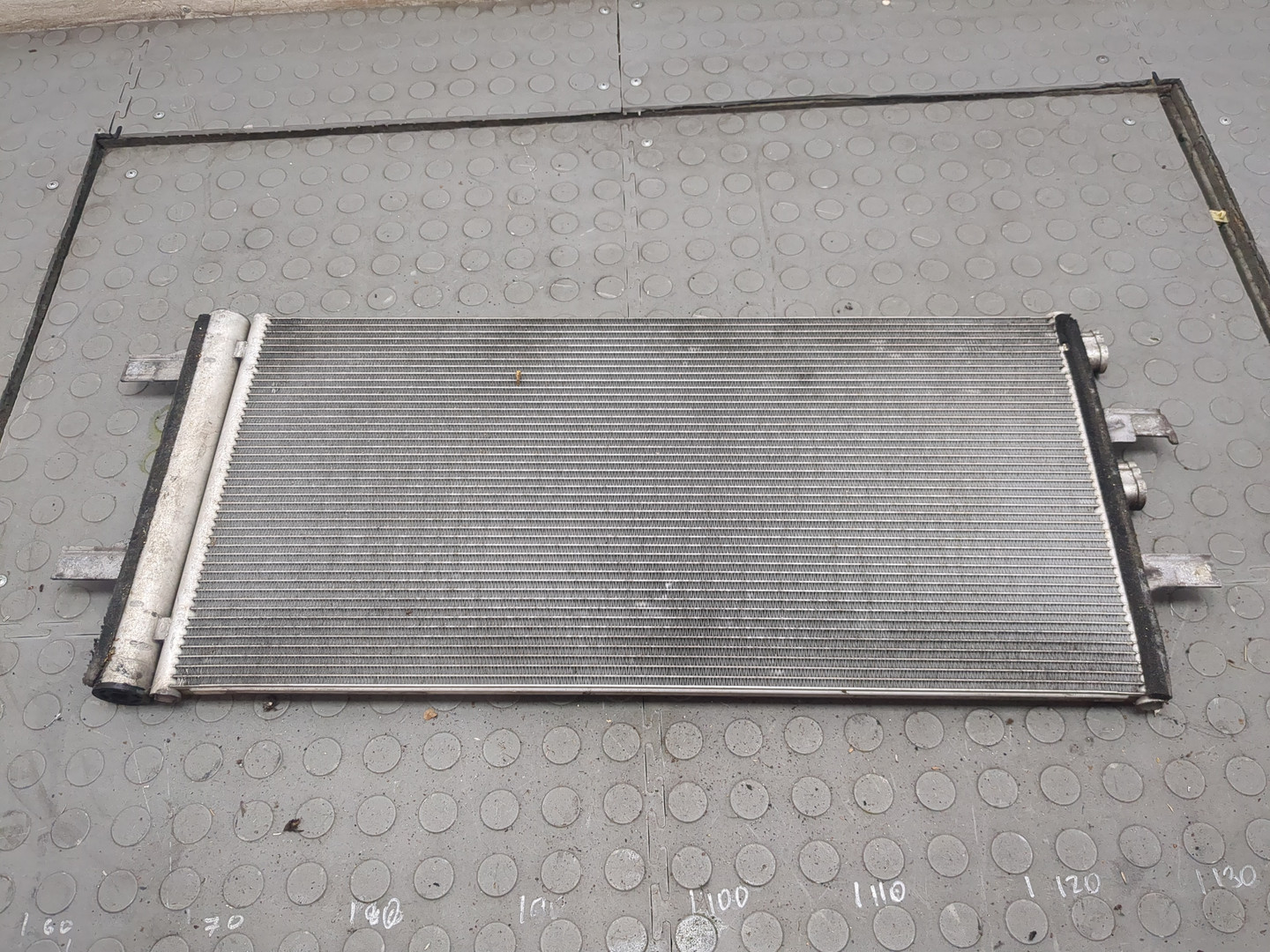 Радиатор кондиционера / конденсер