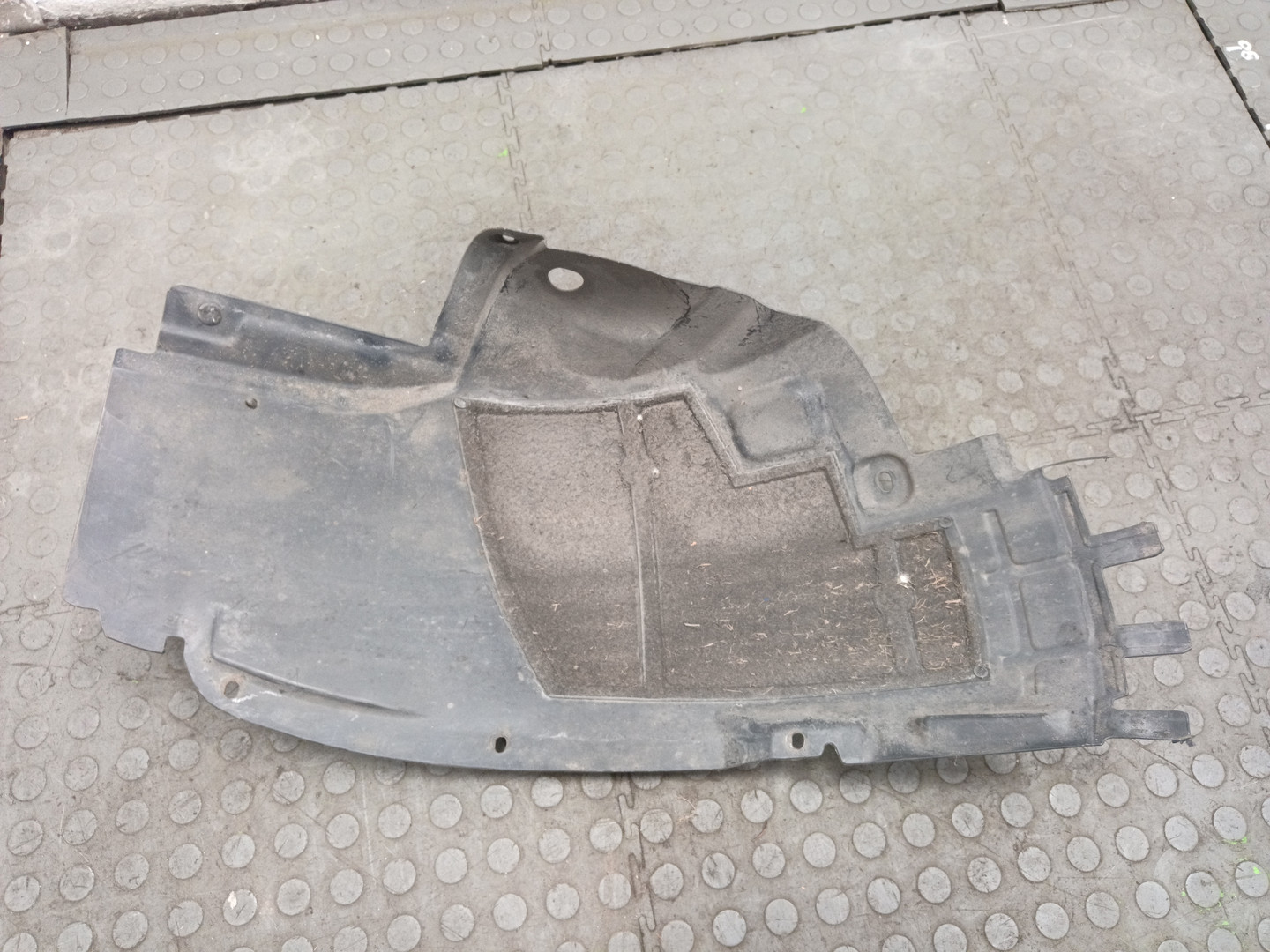 Локер передний правый