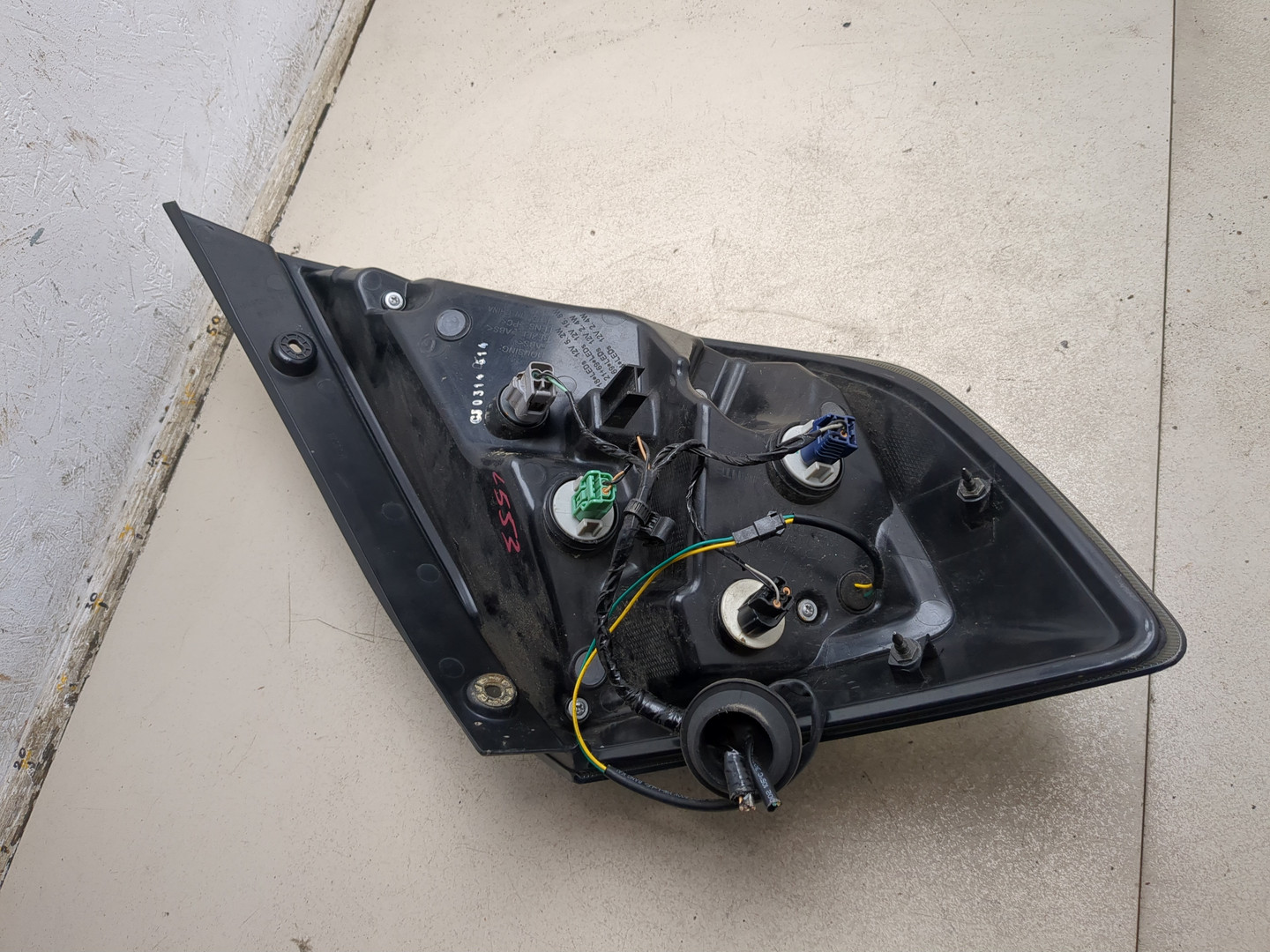 Фонарь задний правый