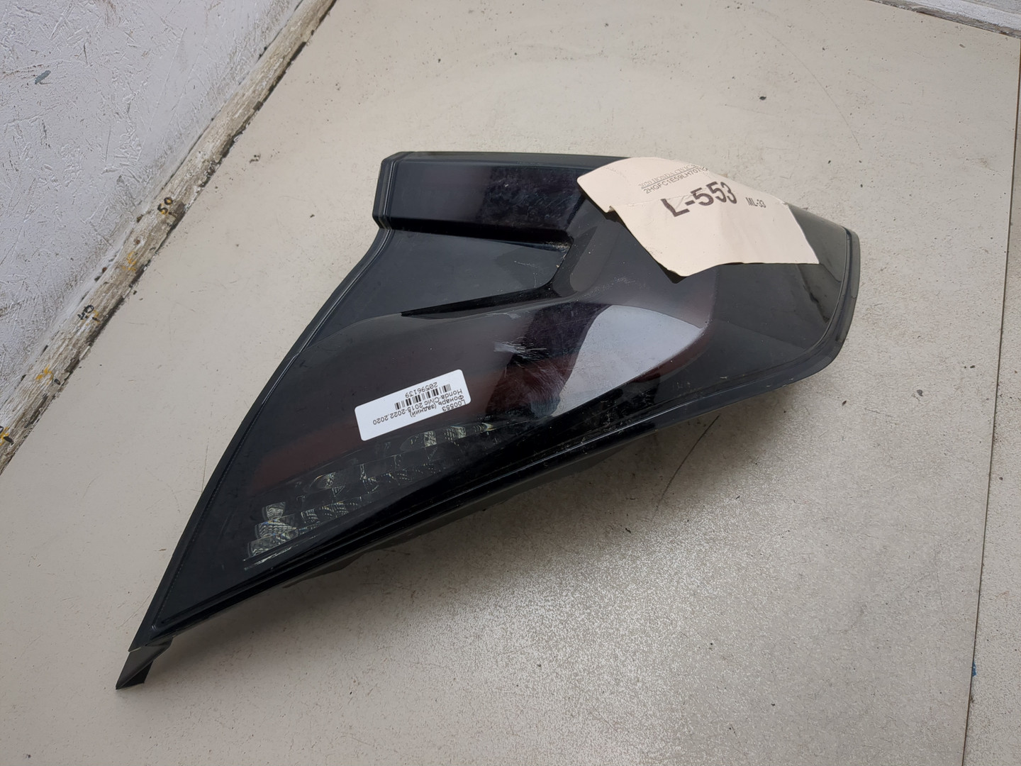 Фонарь задний правый