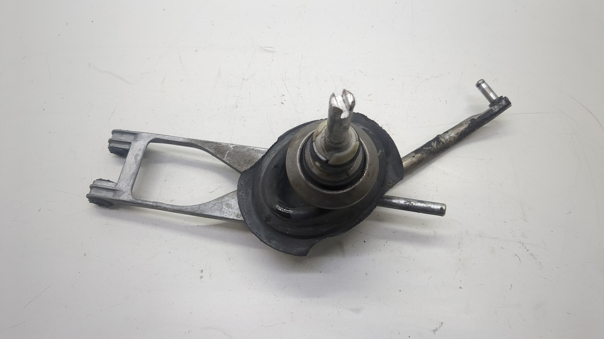 Кулиса МКПП / АКПП